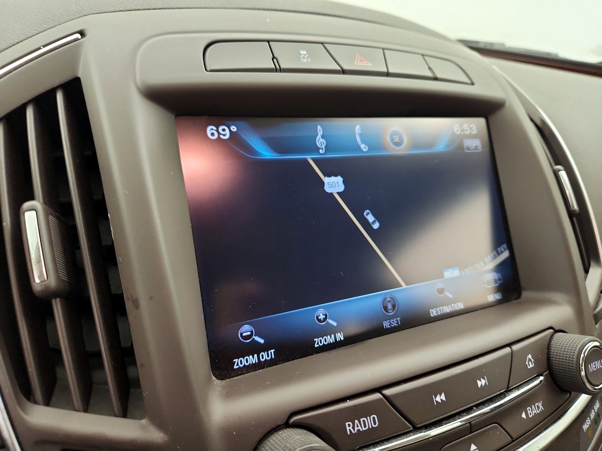 Thumbnail: 2015 Buick Regal - 14