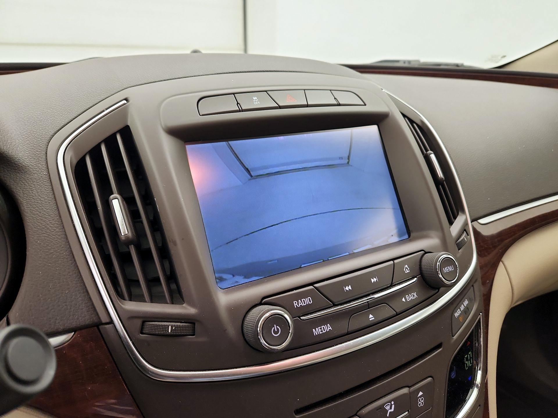Thumbnail: 2015 Buick Regal - 15