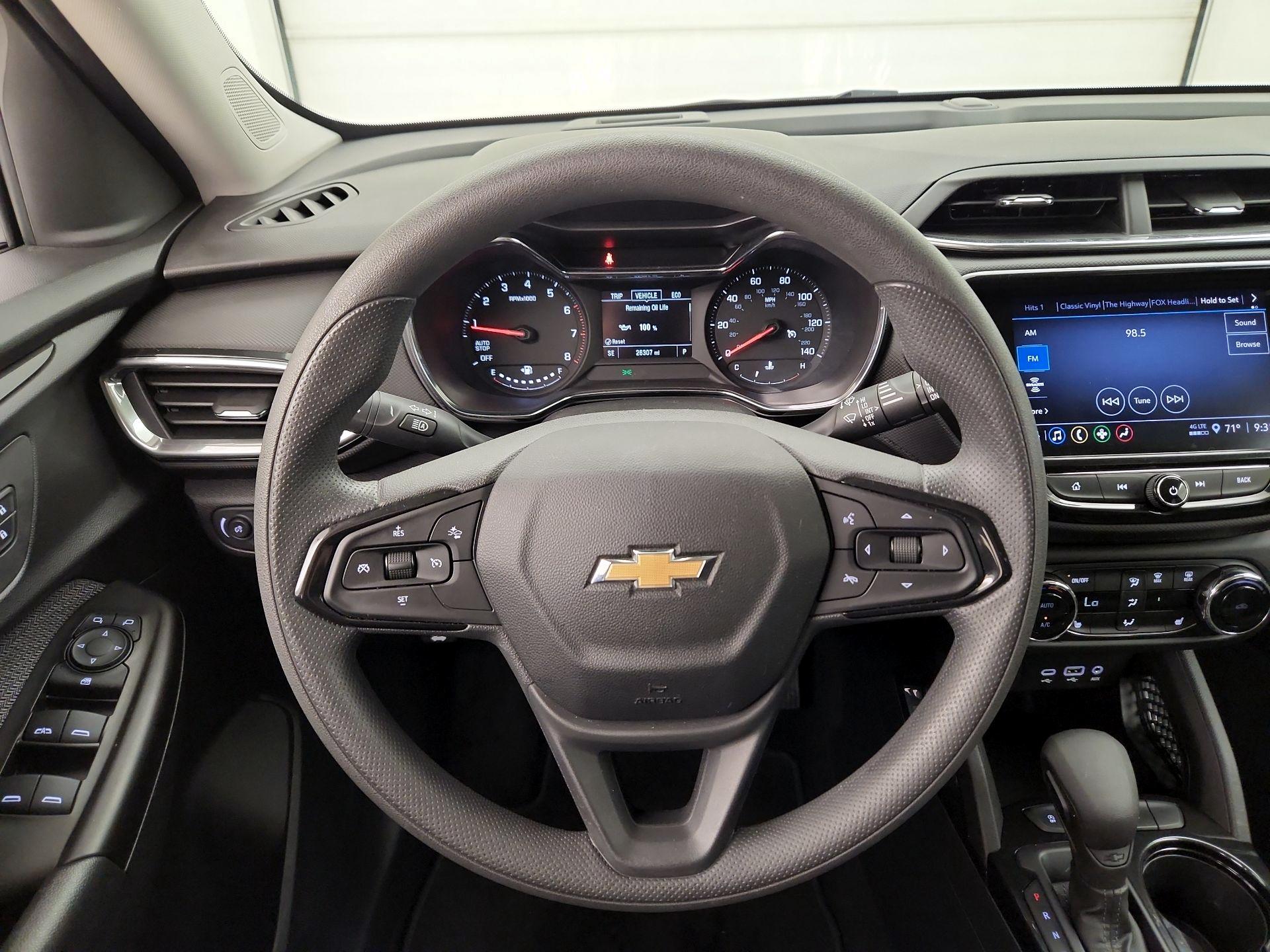 Thumbnail: 2023 Chevrolet TrailBlazer - 10