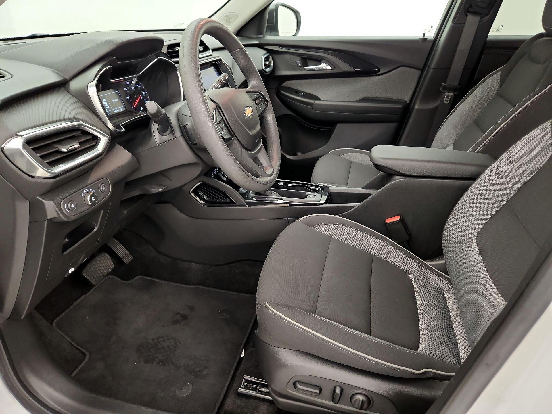 Thumbnail: 2023 Chevrolet TrailBlazer - 11