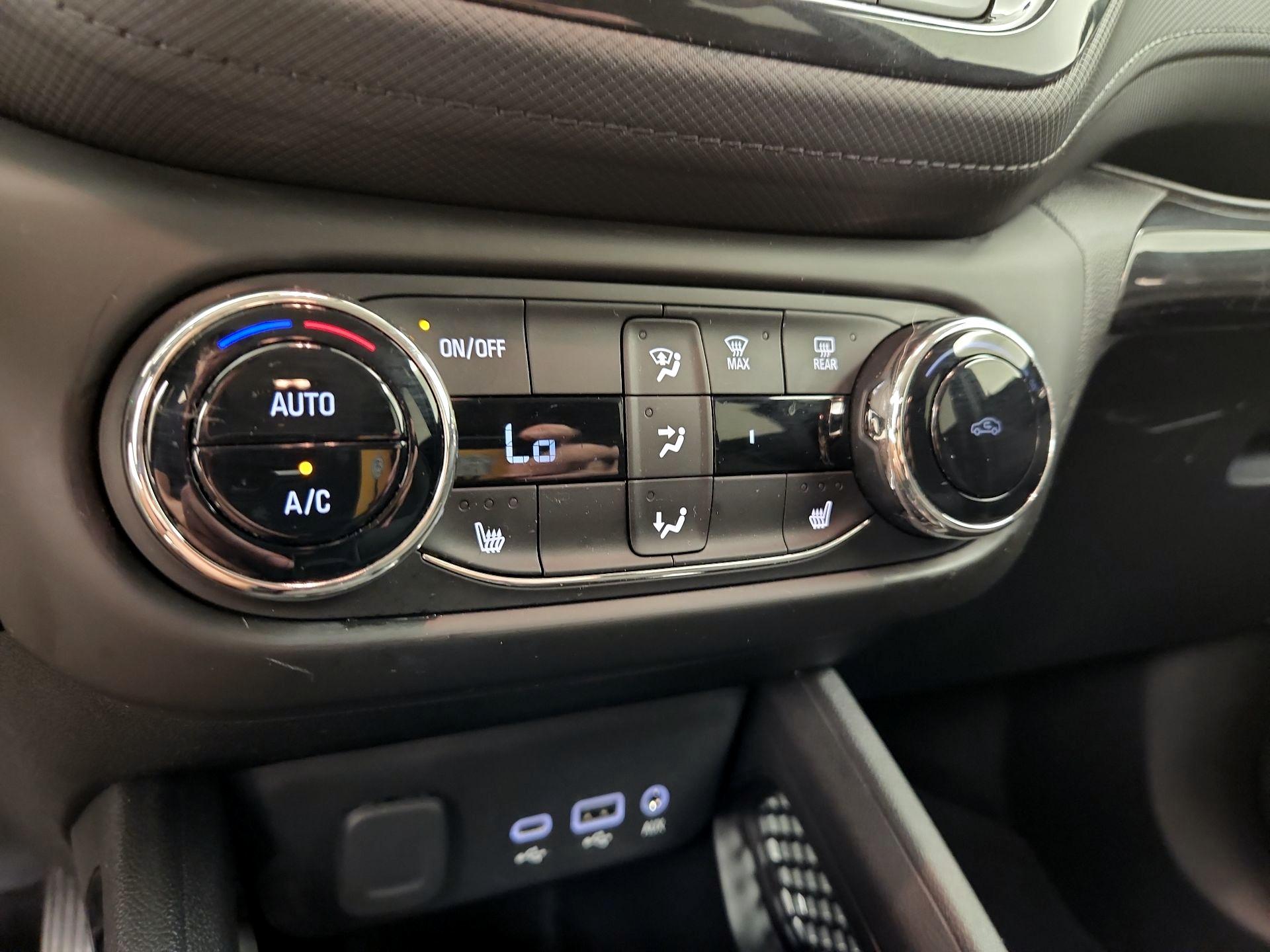 Thumbnail: 2023 Chevrolet TrailBlazer - 16