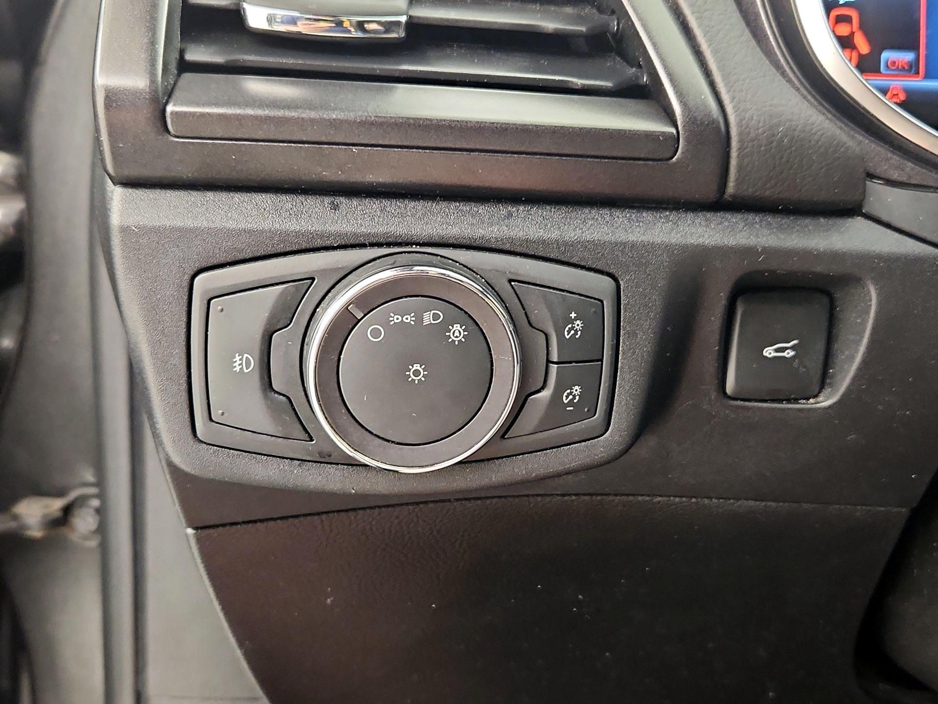 Thumbnail: 2020 Ford Fusion - 13