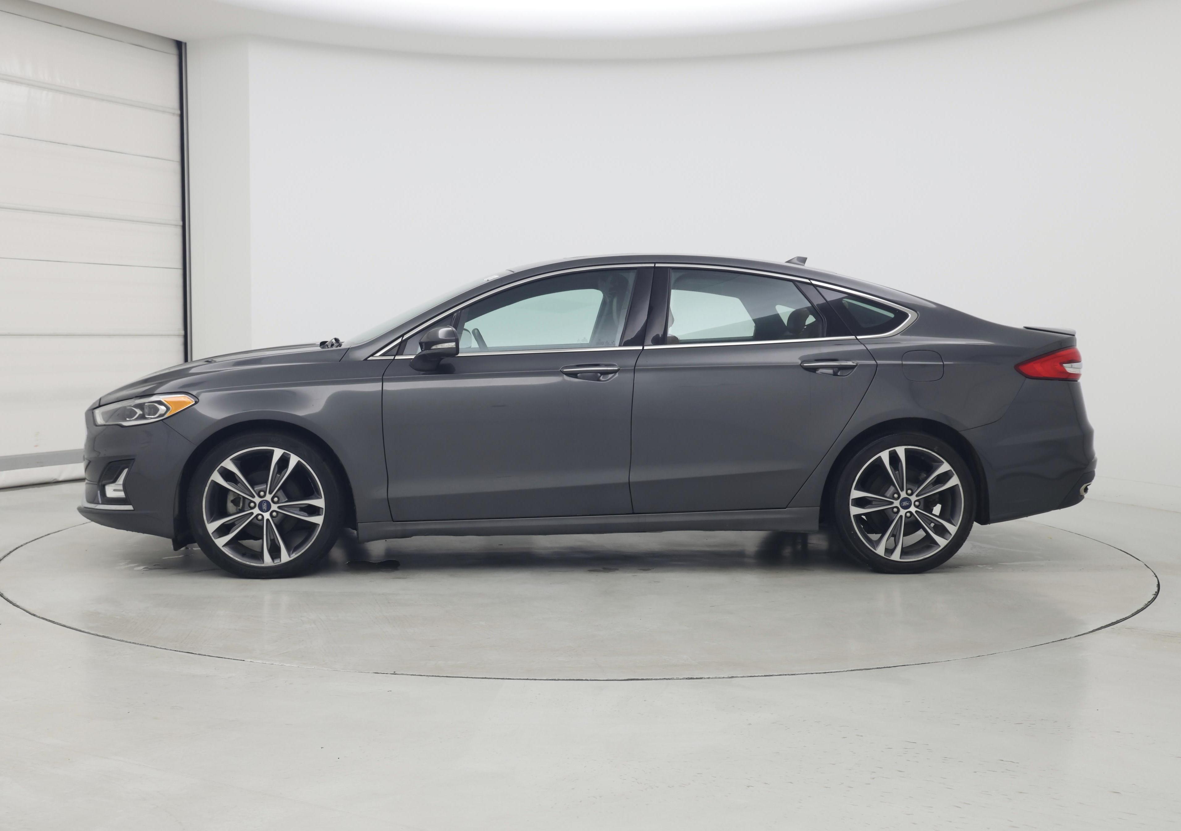 Thumbnail: 2020 Ford Fusion - 3