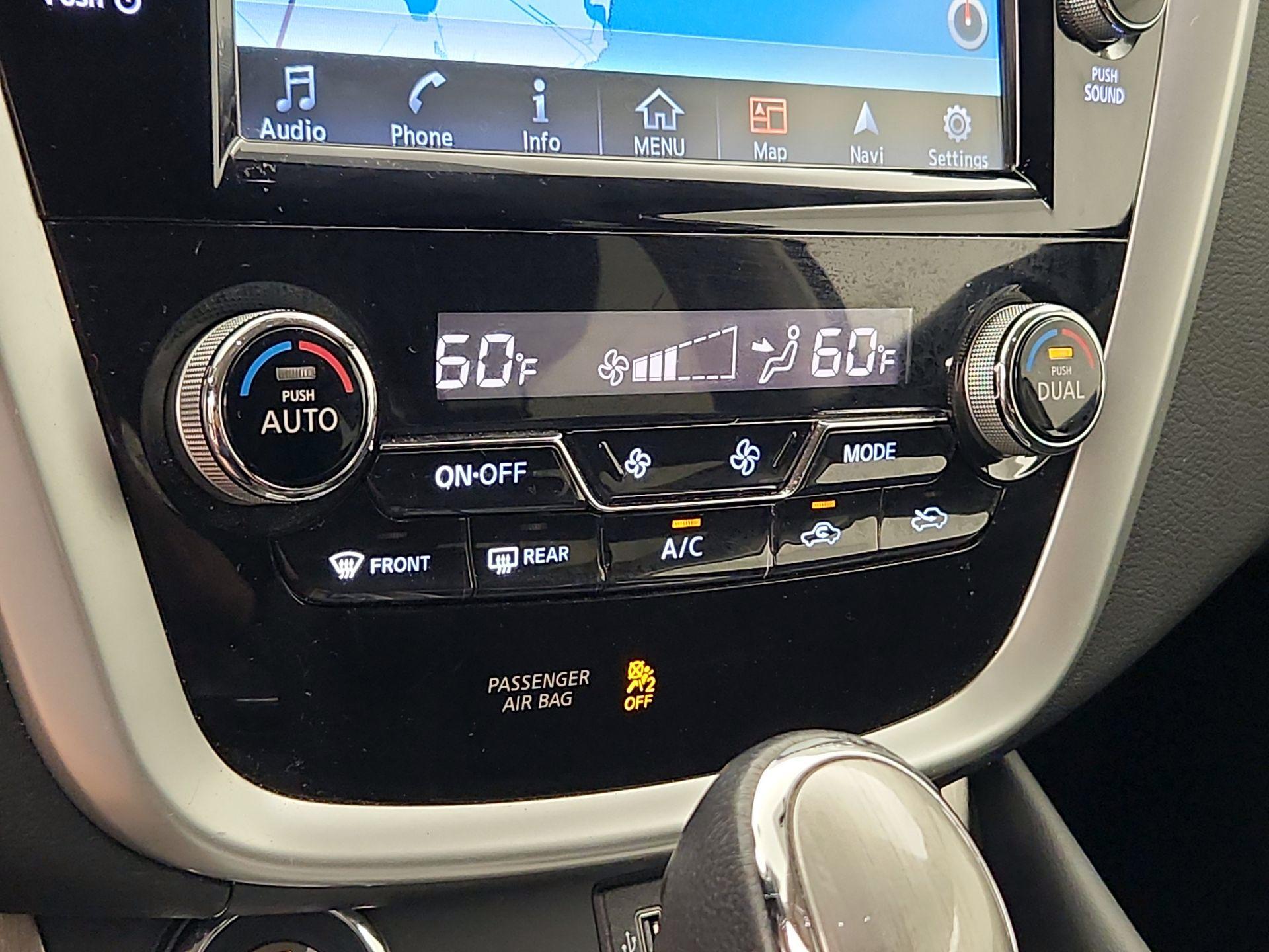 Thumbnail: 2018 Nissan Murano - 17