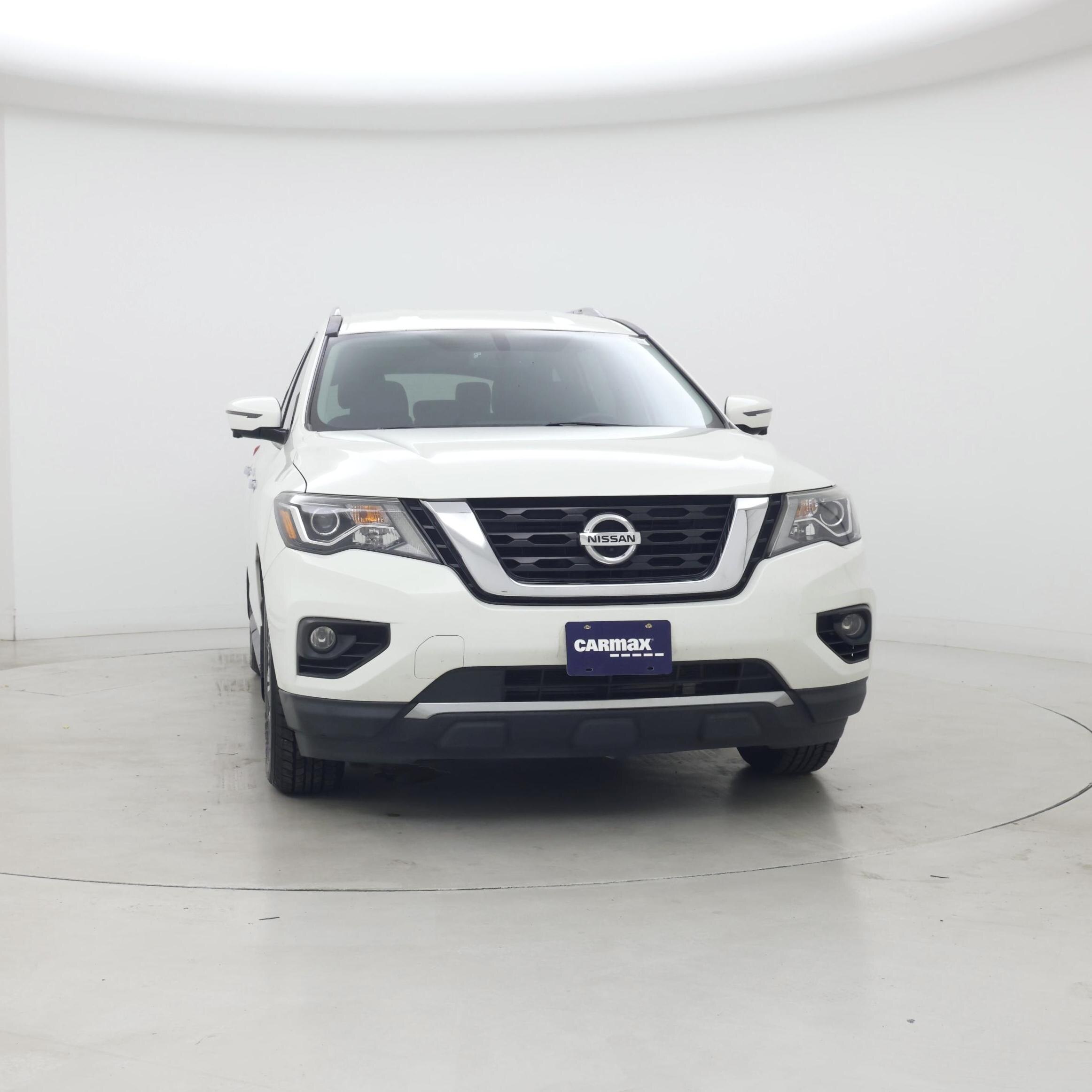 Thumbnail: 2017 Nissan Pathfinder - 5