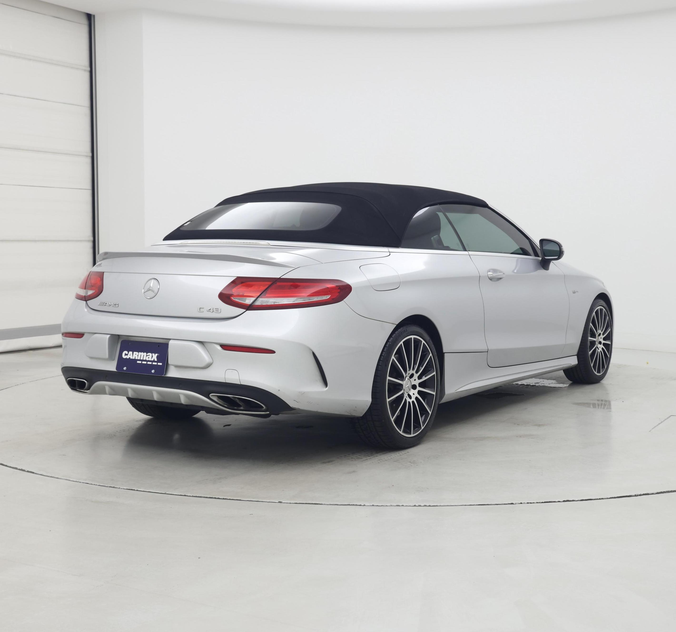 Thumbnail: 2017 Mercedes-Benz C-Class - 8