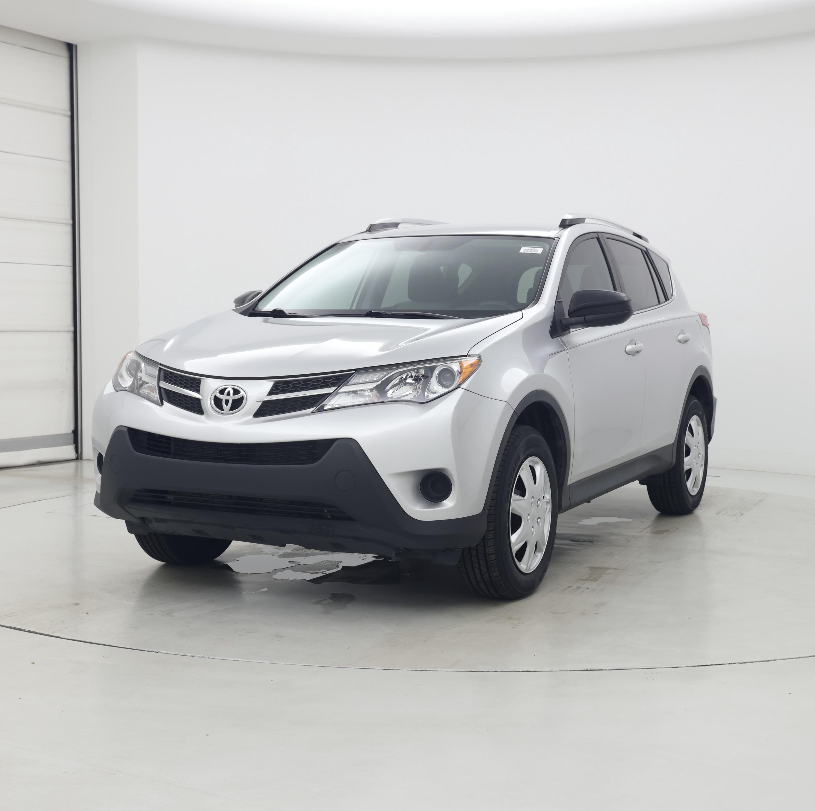 Thumbnail: 2015 Toyota RAV4 - 4