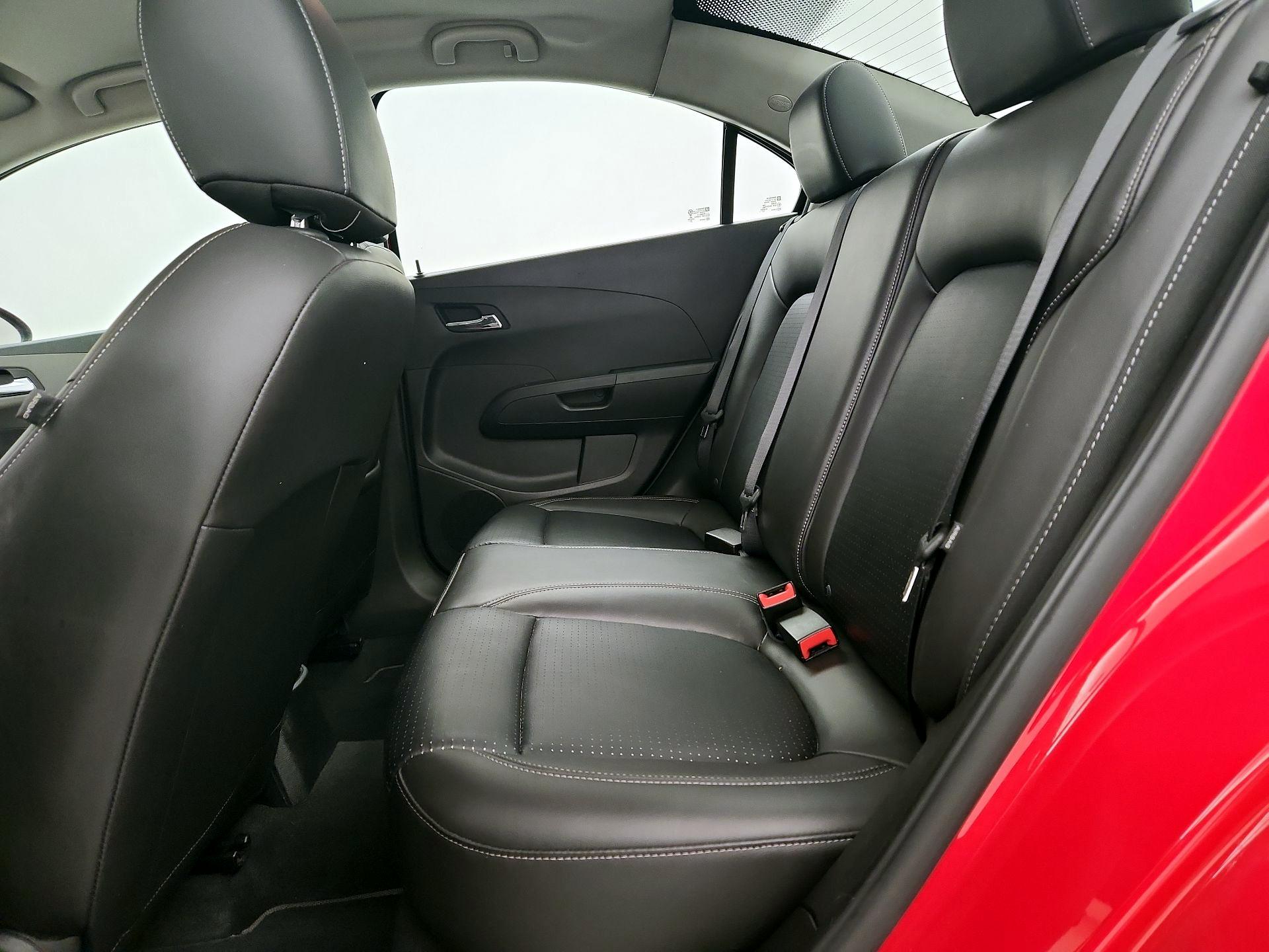 Thumbnail: 2016 Chevrolet Sonic - 17