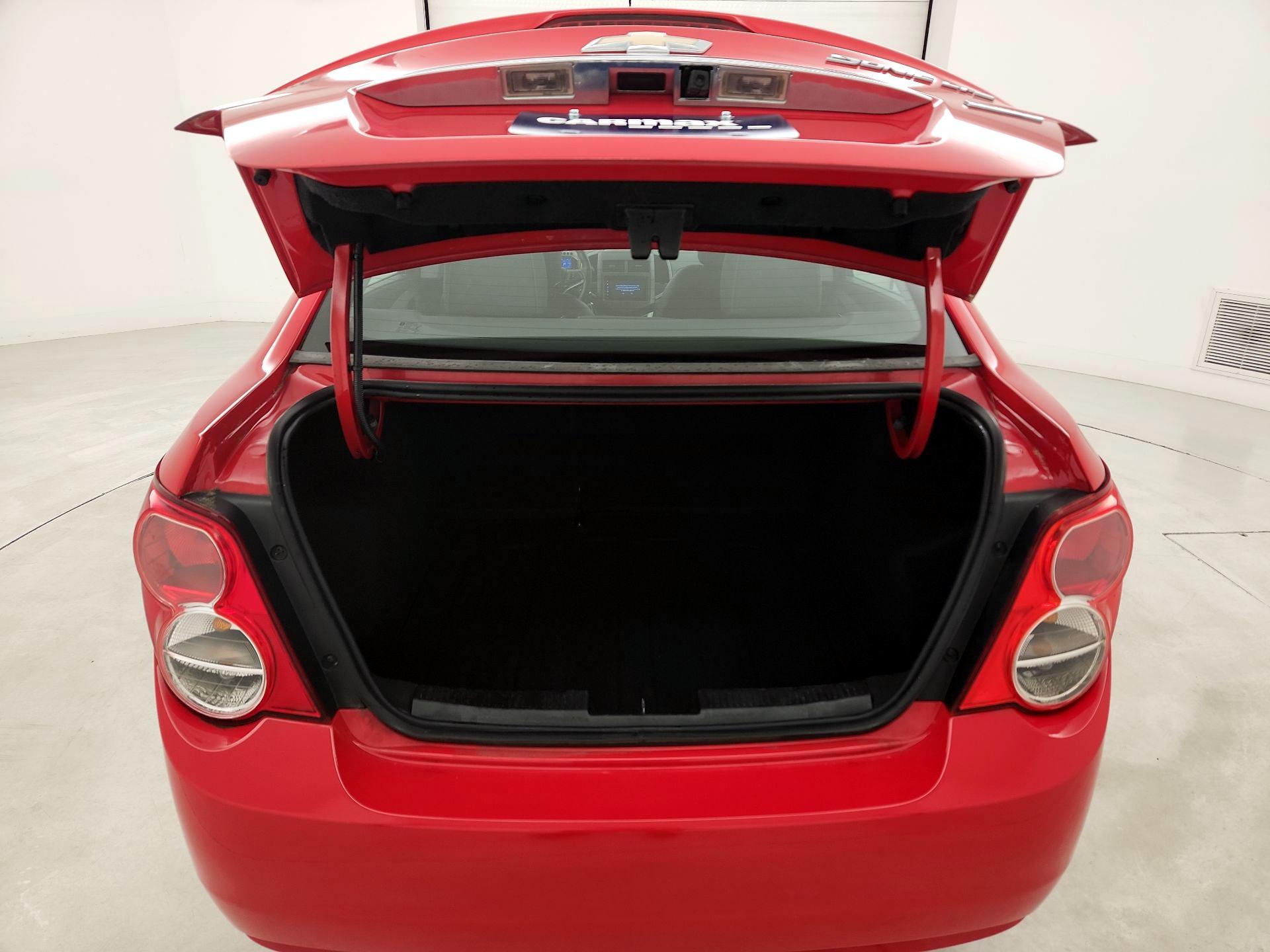 Thumbnail: 2016 Chevrolet Sonic - 18