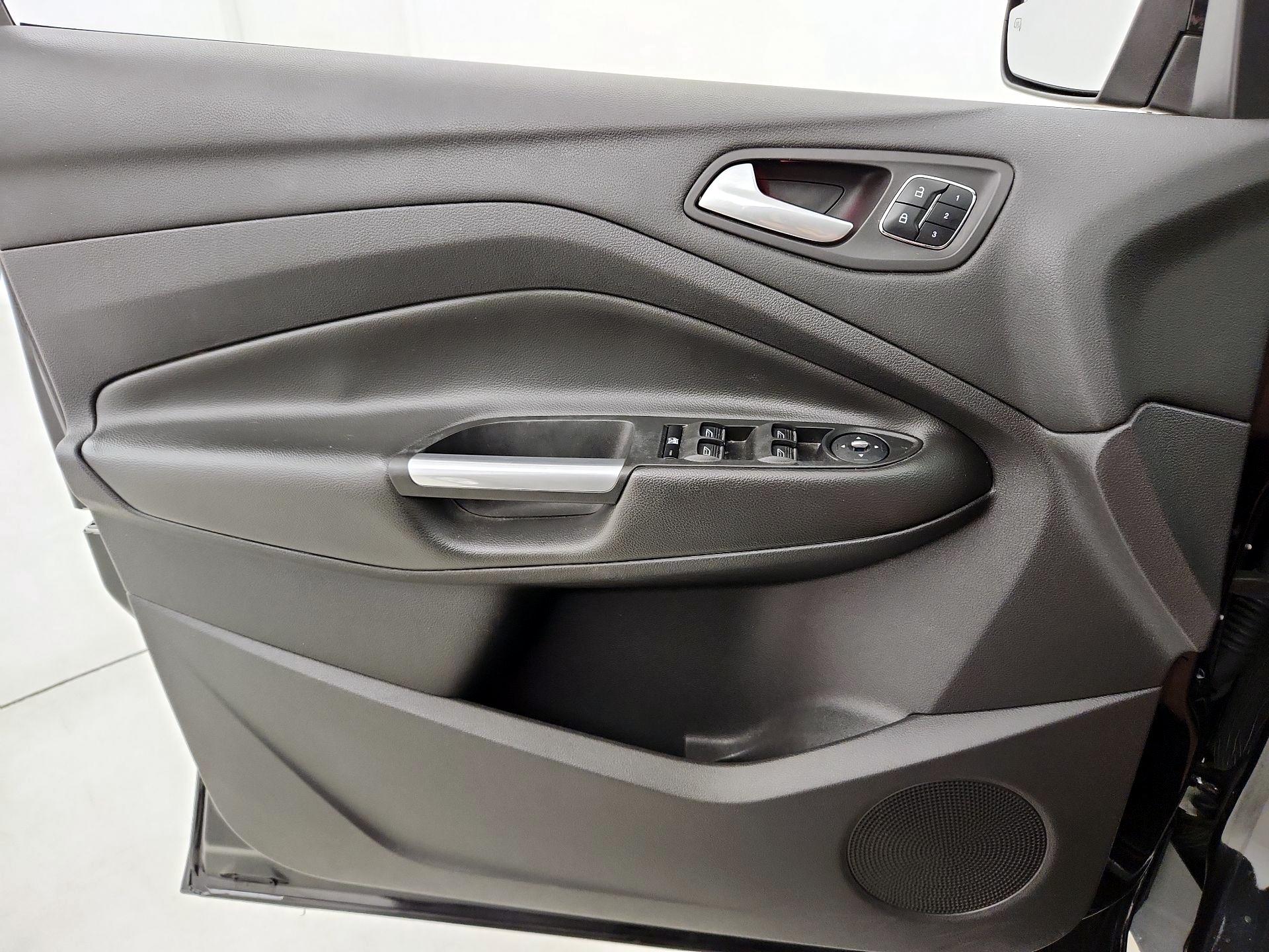Thumbnail: 2014 Ford Escape - 12