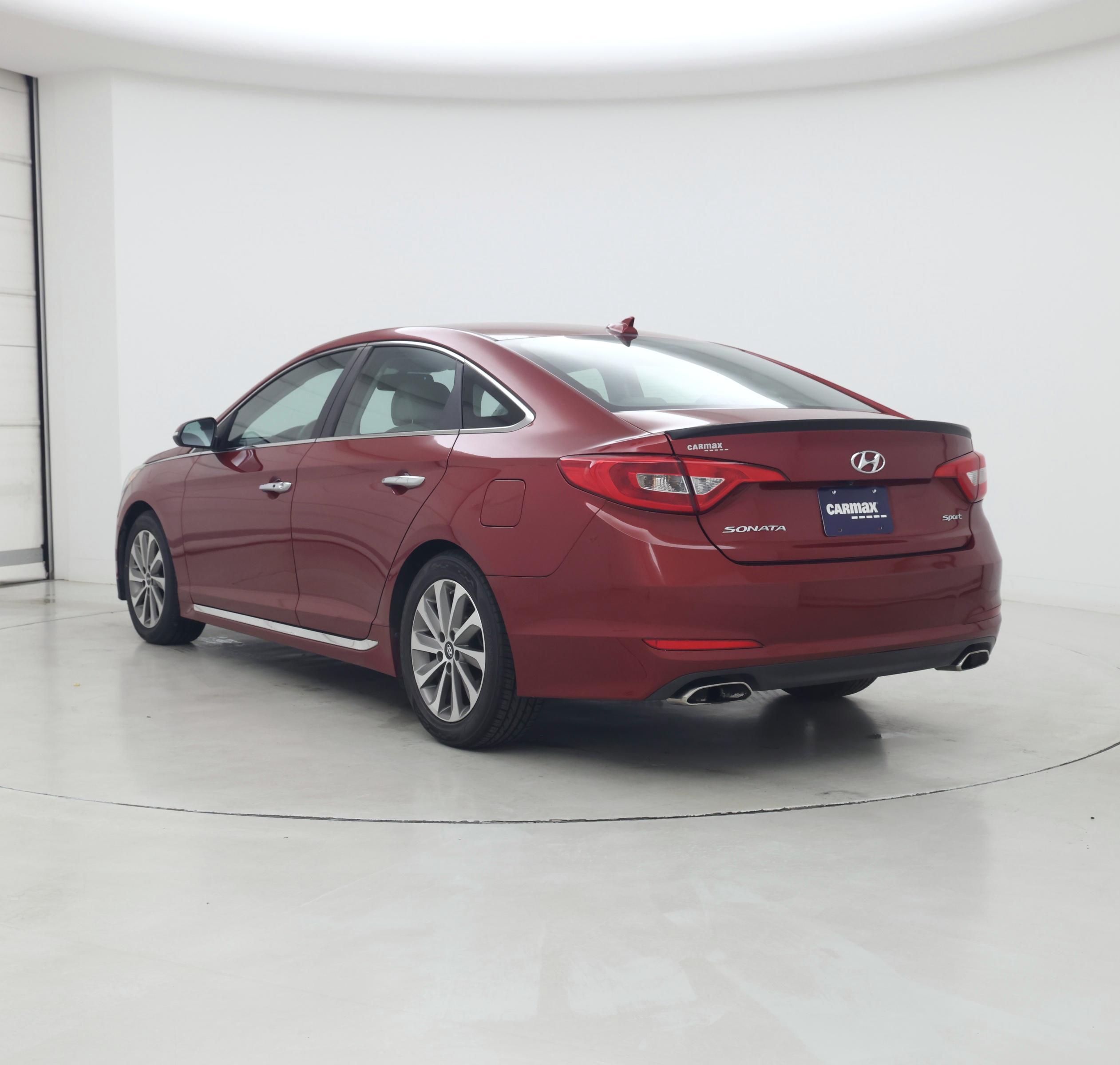 Thumbnail: 2015 Hyundai Sonata - 2