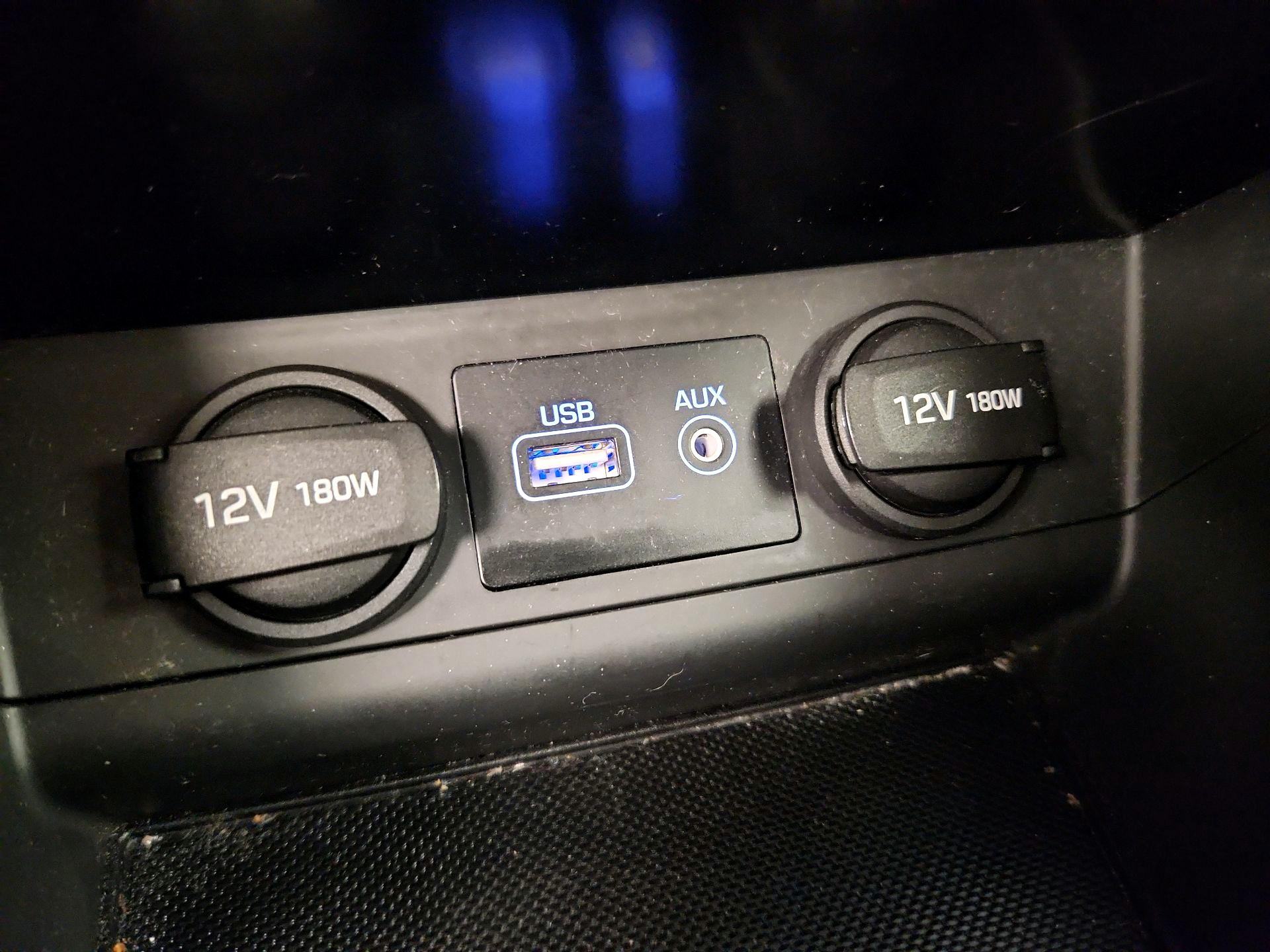 Thumbnail: 2015 Hyundai Sonata - 19