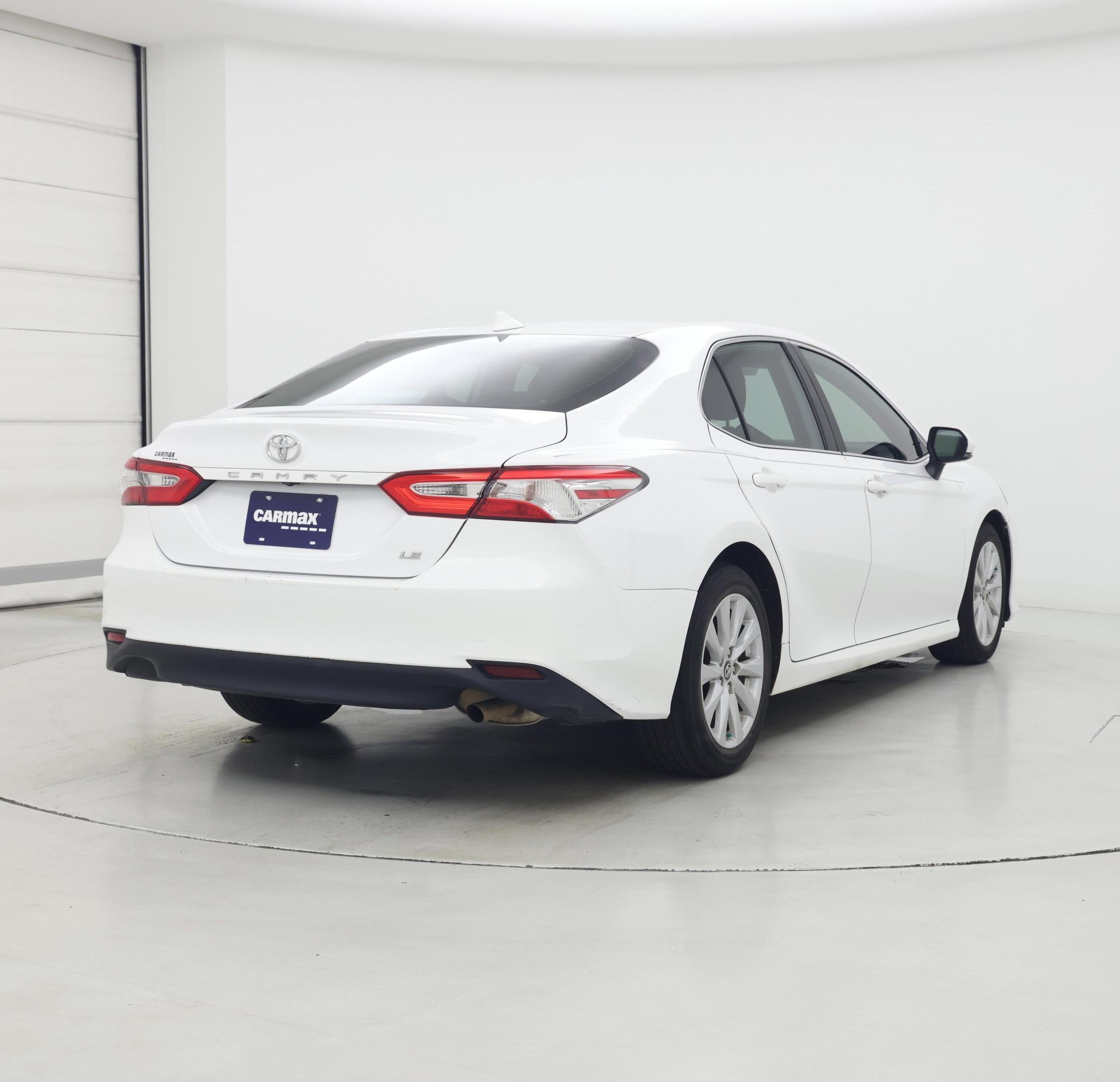 Thumbnail: 2019 Toyota Camry - 8