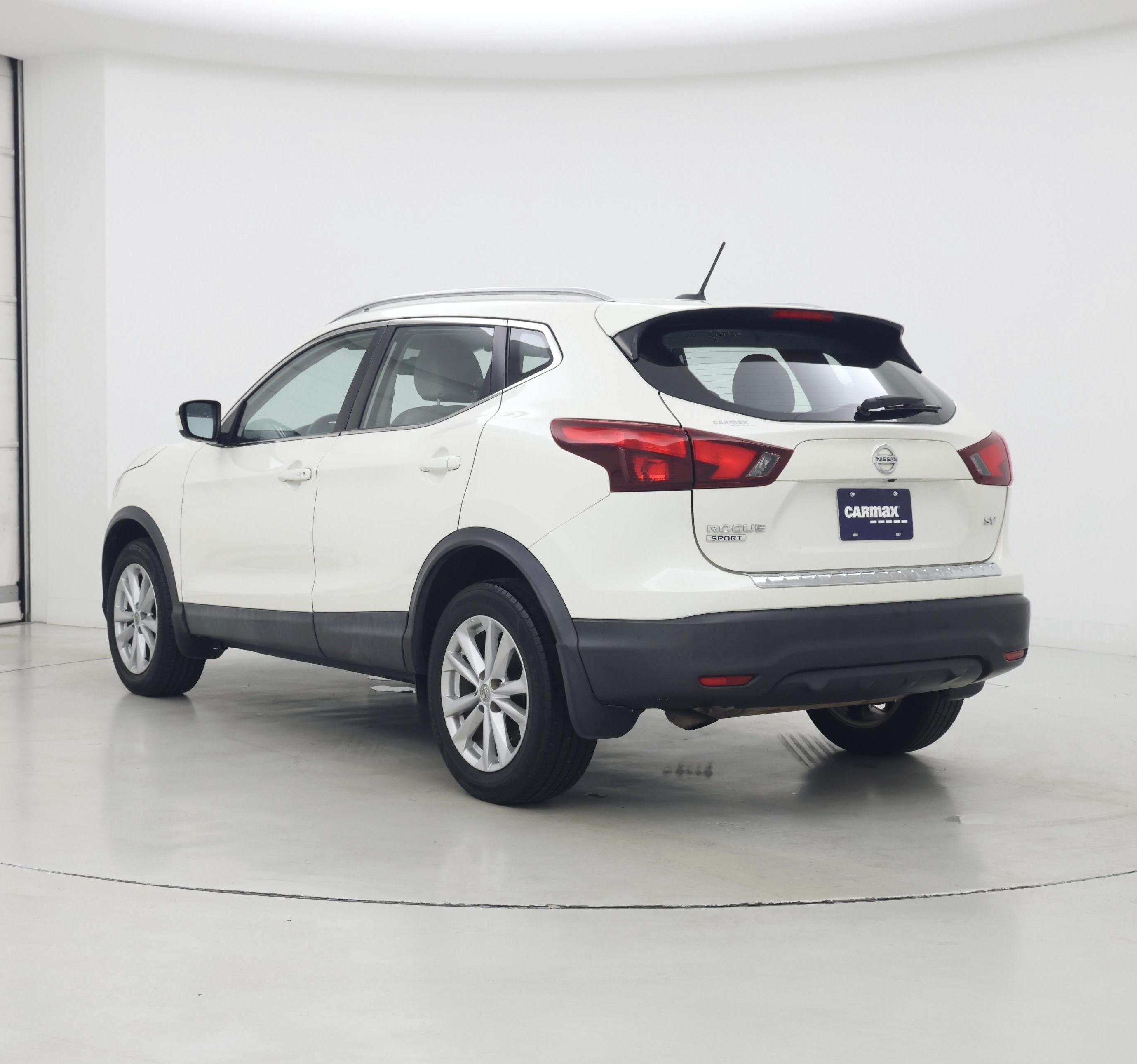 Thumbnail: 2018 Nissan Rogue Sport - 2