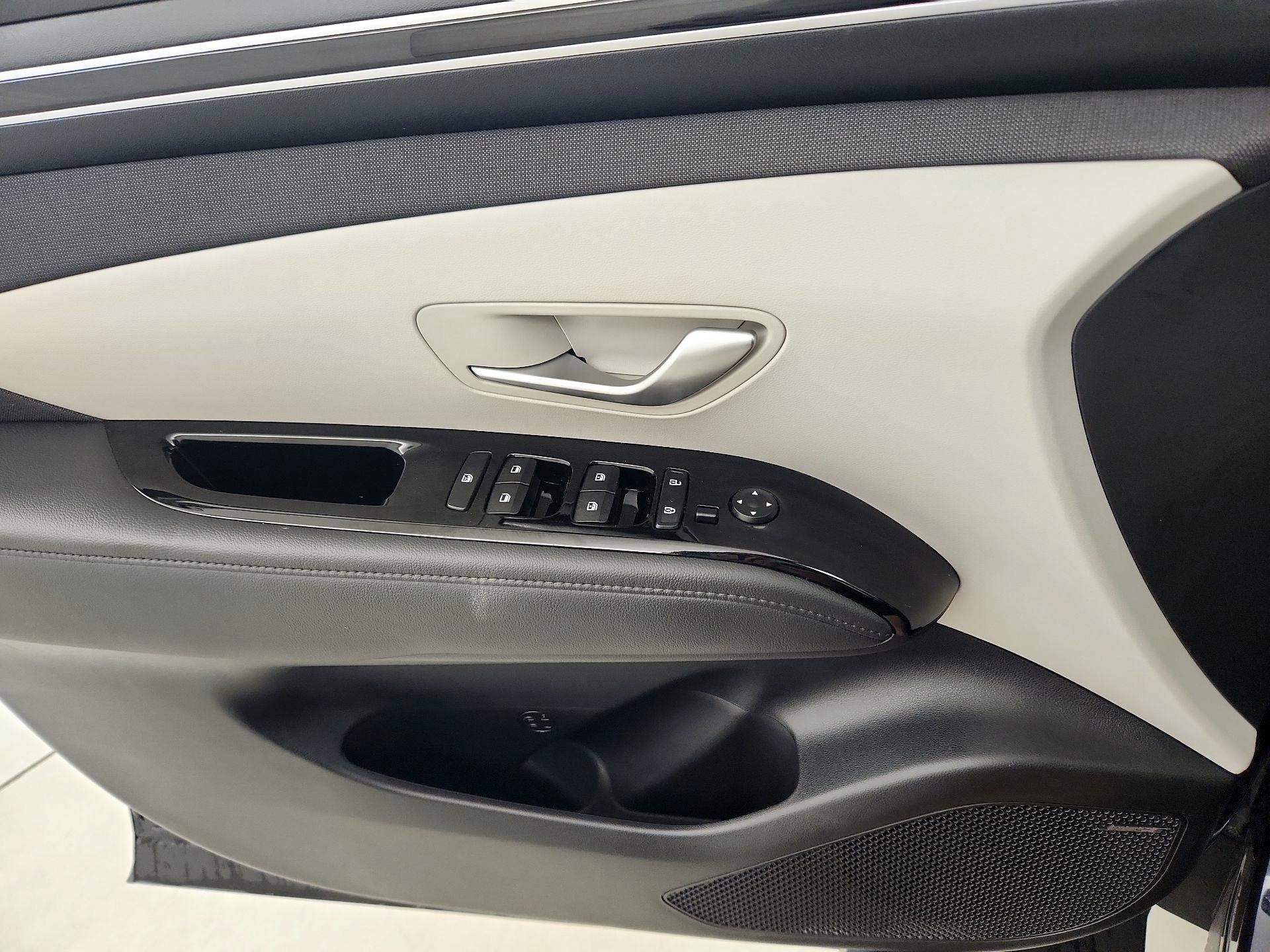Thumbnail: 2023 Hyundai Tucson - 12