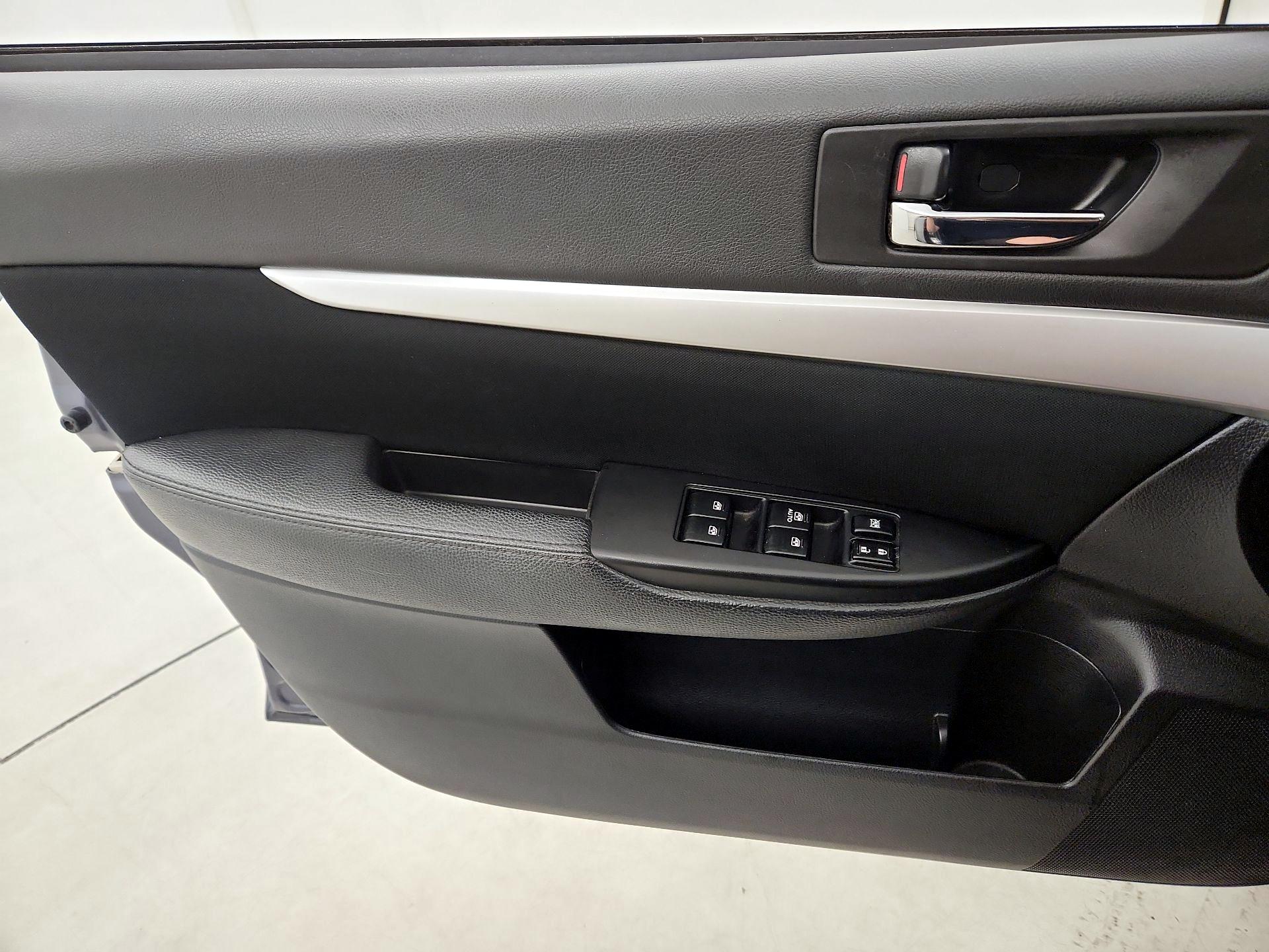 Thumbnail: 2014 Subaru Outback - 12