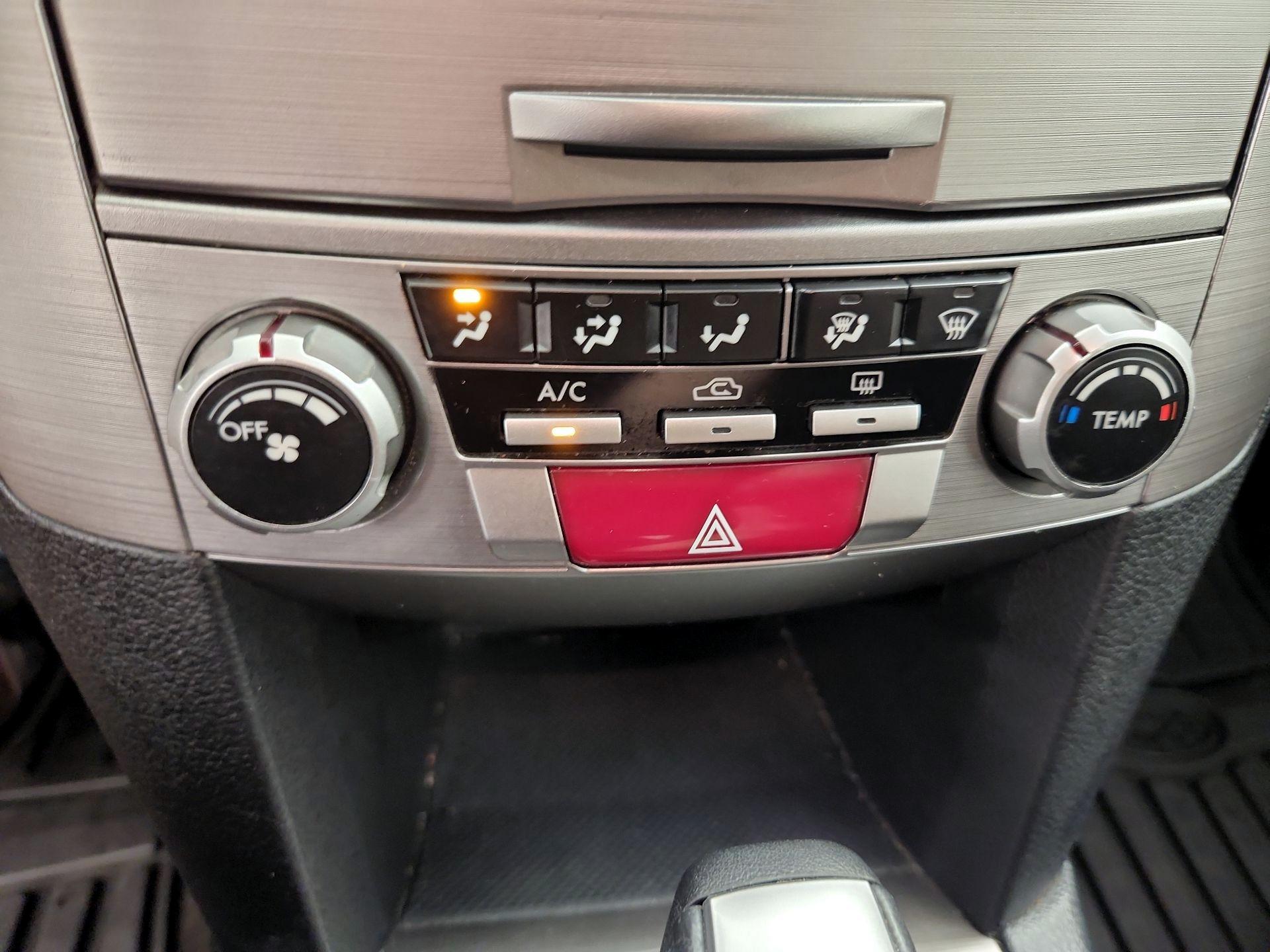 Thumbnail: 2014 Subaru Outback - 15