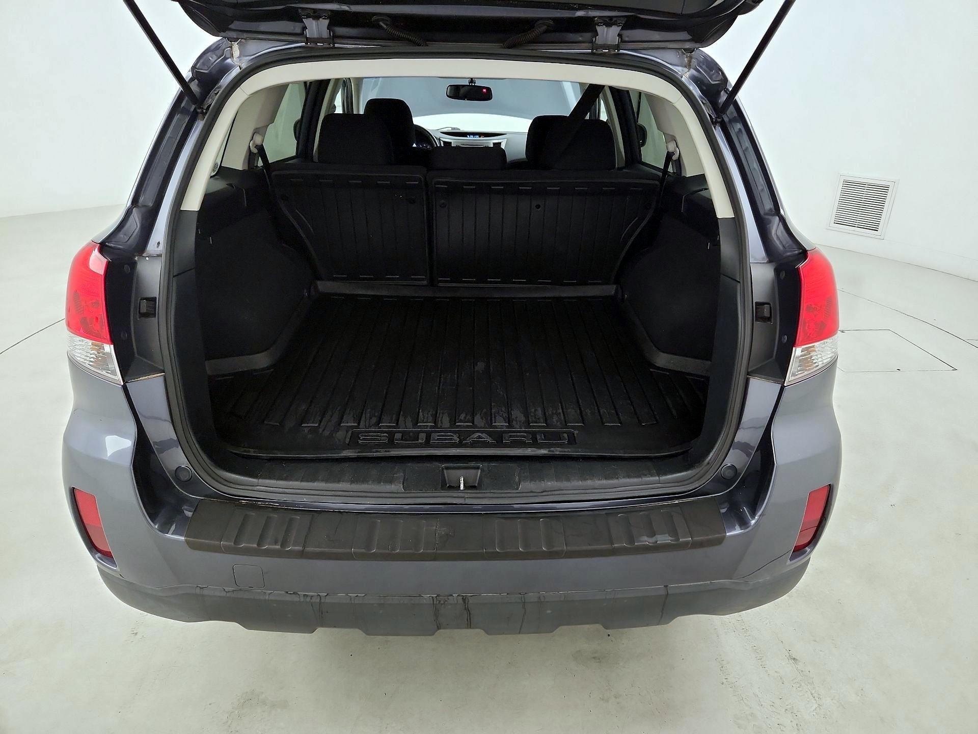 Thumbnail: 2014 Subaru Outback - 18