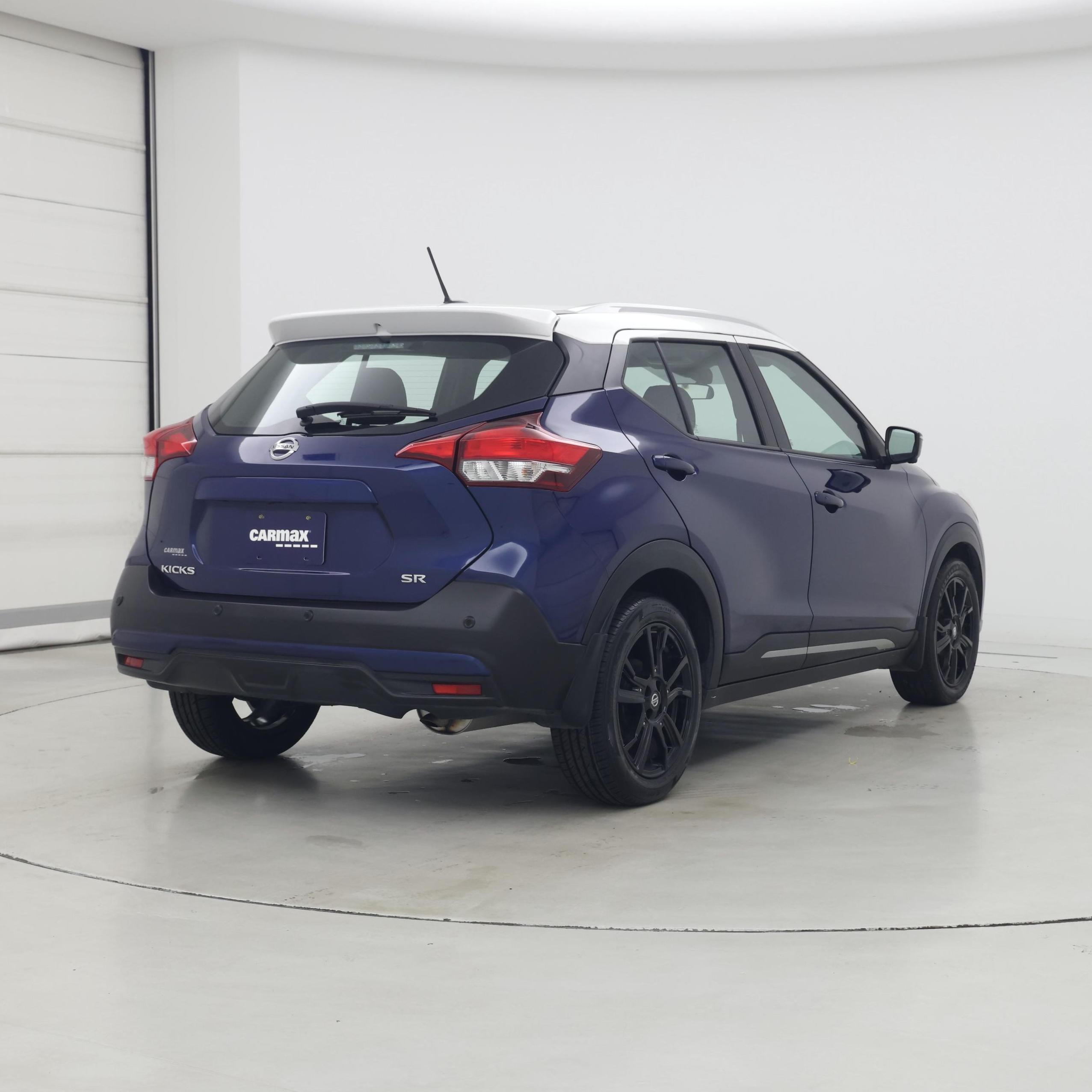 Thumbnail: 2020 Nissan Kicks - 8