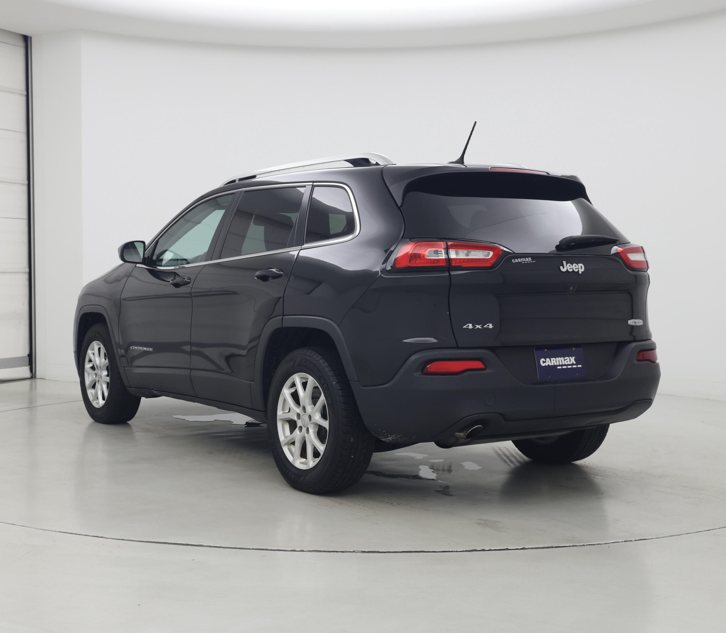Thumbnail: 2015 Jeep Cherokee - 2