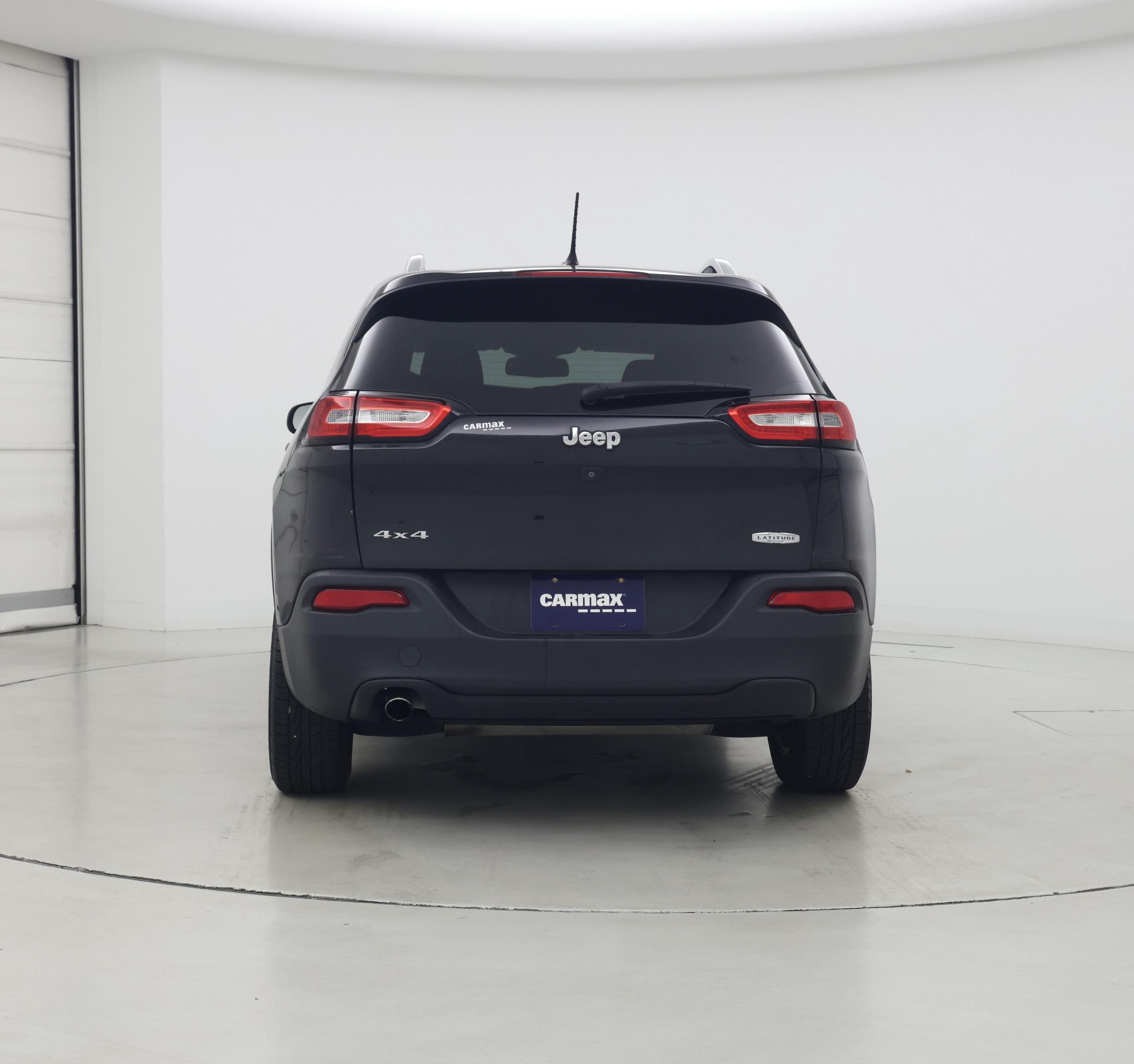 Thumbnail: 2015 Jeep Cherokee - 6