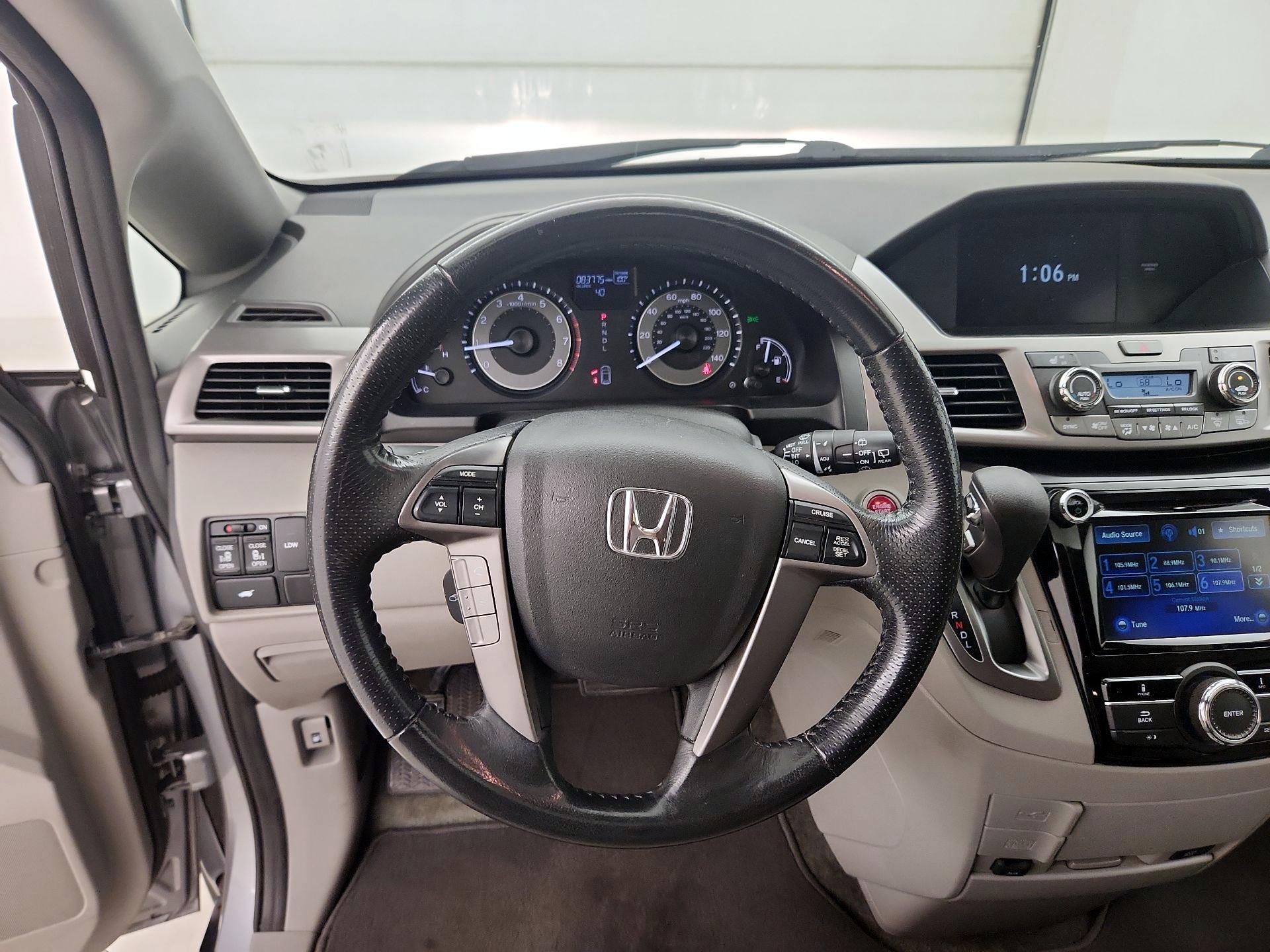 Thumbnail: 2016 Honda Odyssey - 10