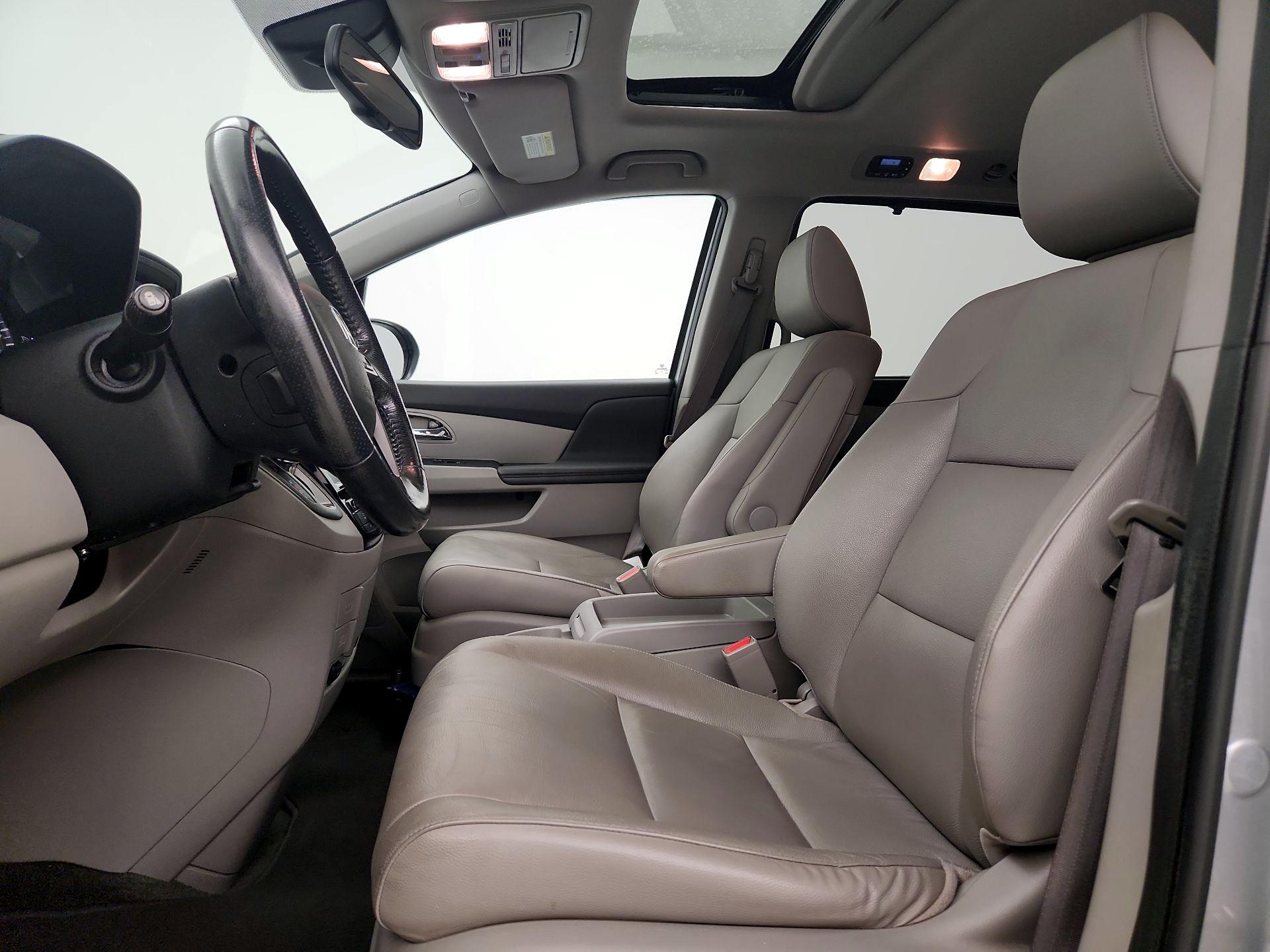 Thumbnail: 2016 Honda Odyssey - 11