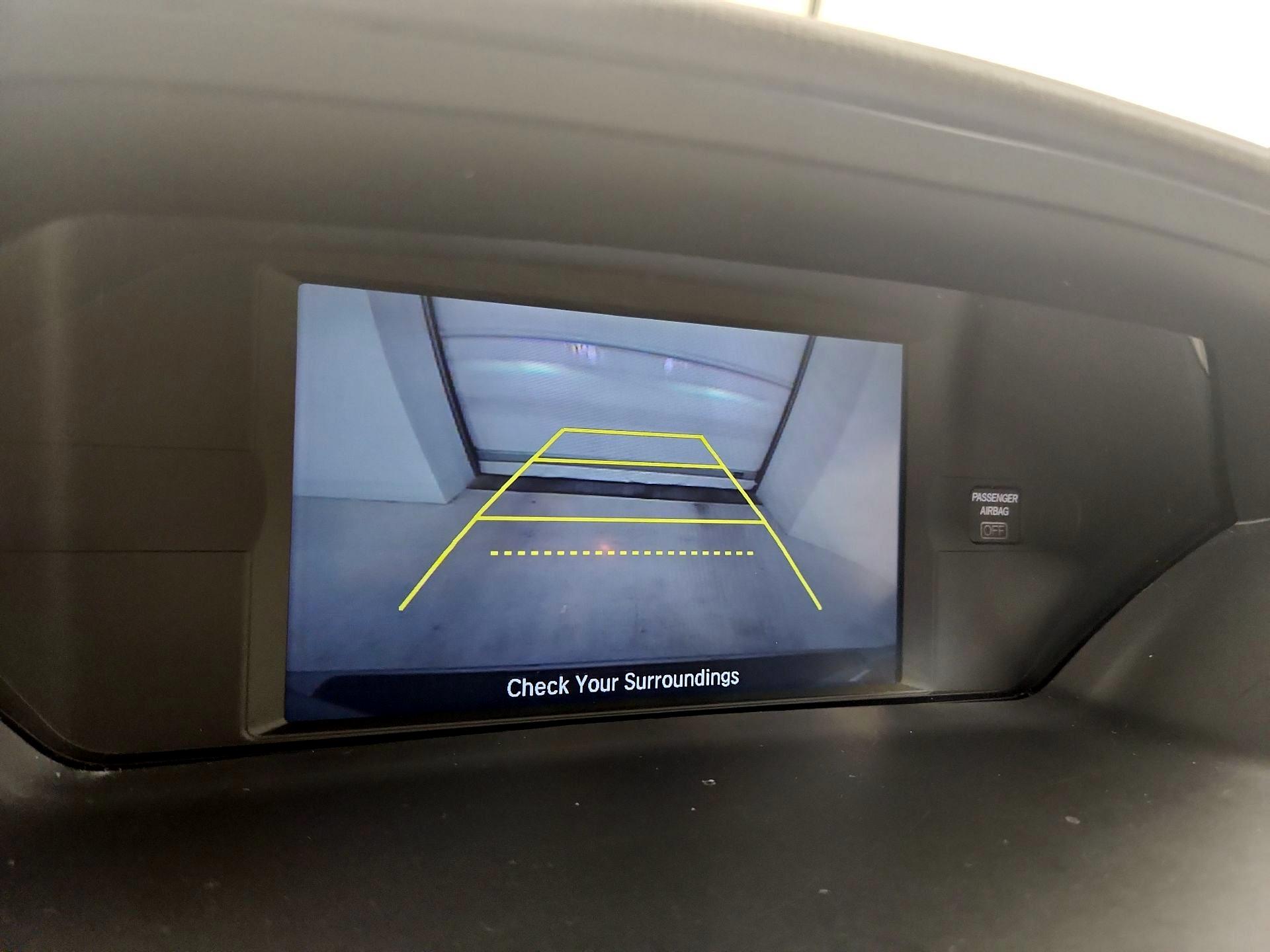 Thumbnail: 2016 Honda Odyssey - 14