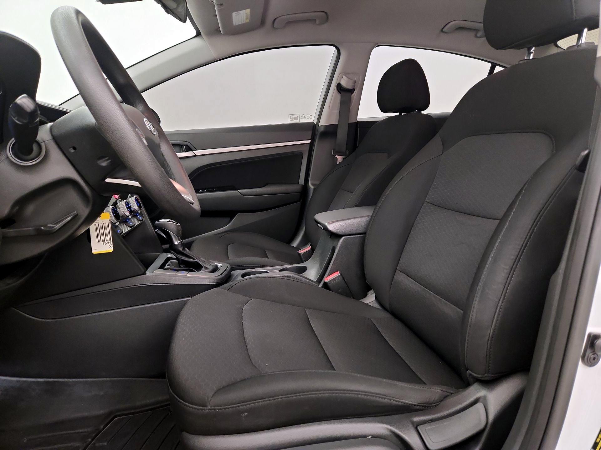 Thumbnail: 2019 Hyundai Elantra - 11