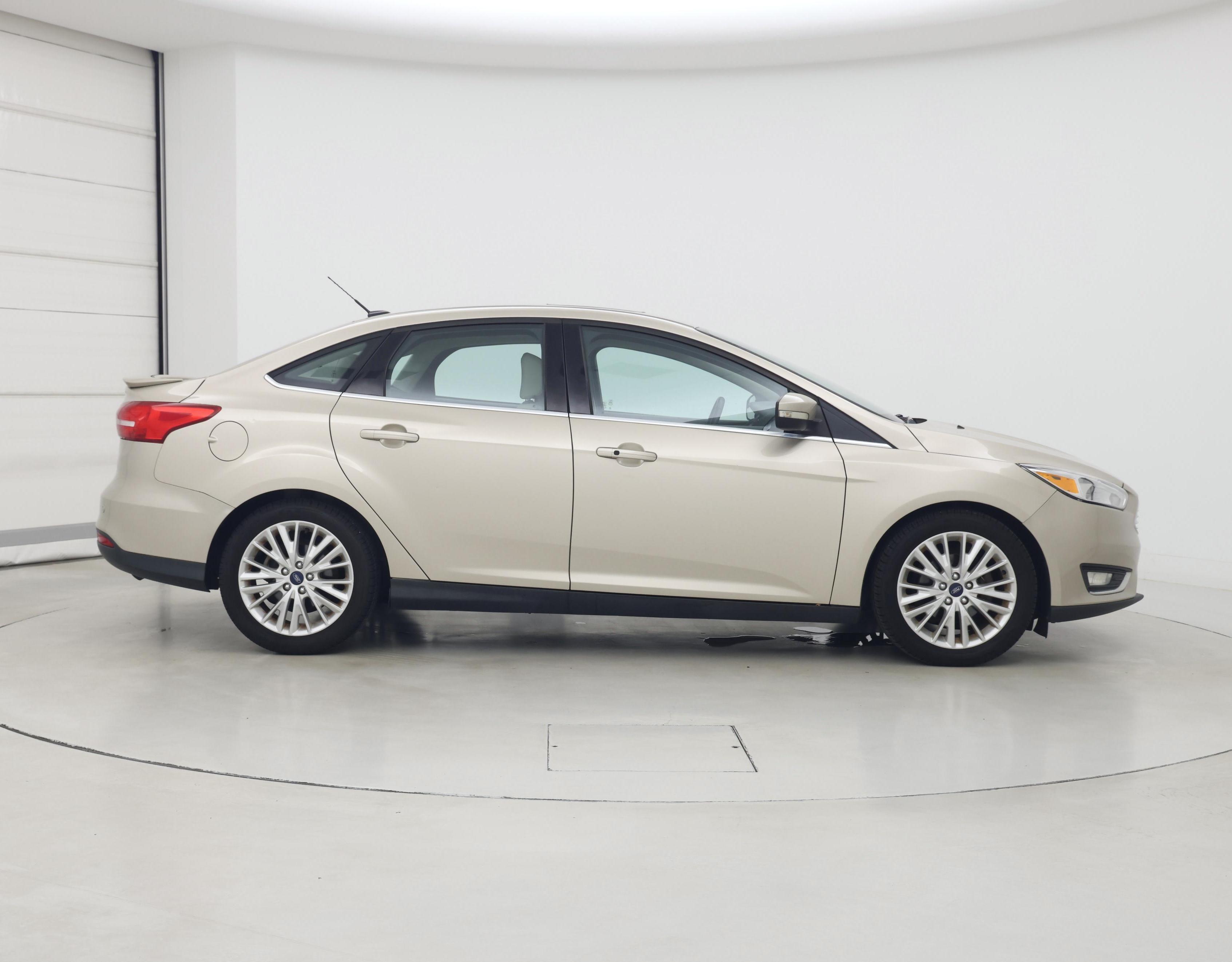 Thumbnail: 2018 Ford Focus - 7