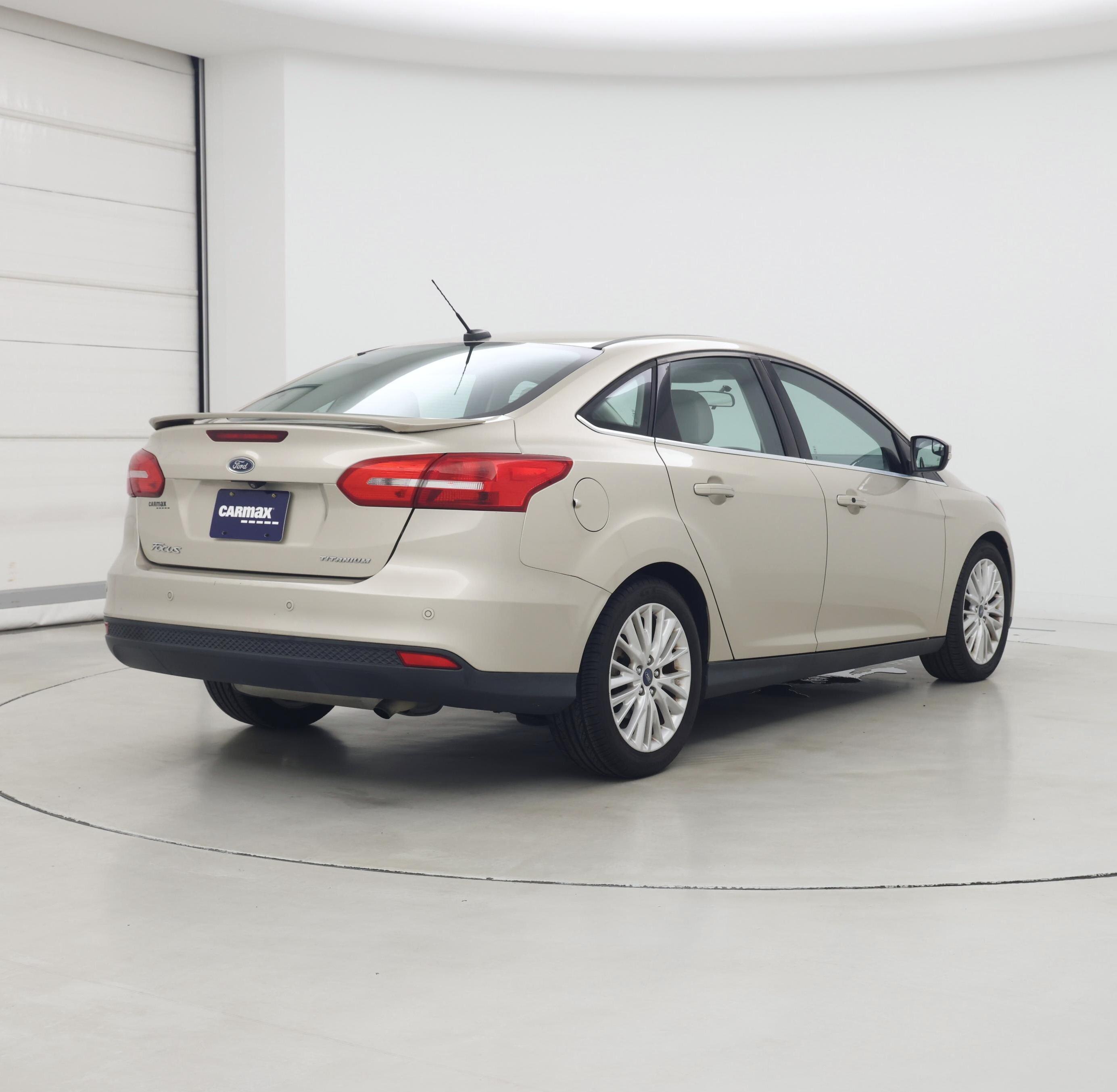 Thumbnail: 2018 Ford Focus - 8