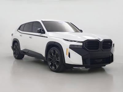 White 2023 BMW XM Sport