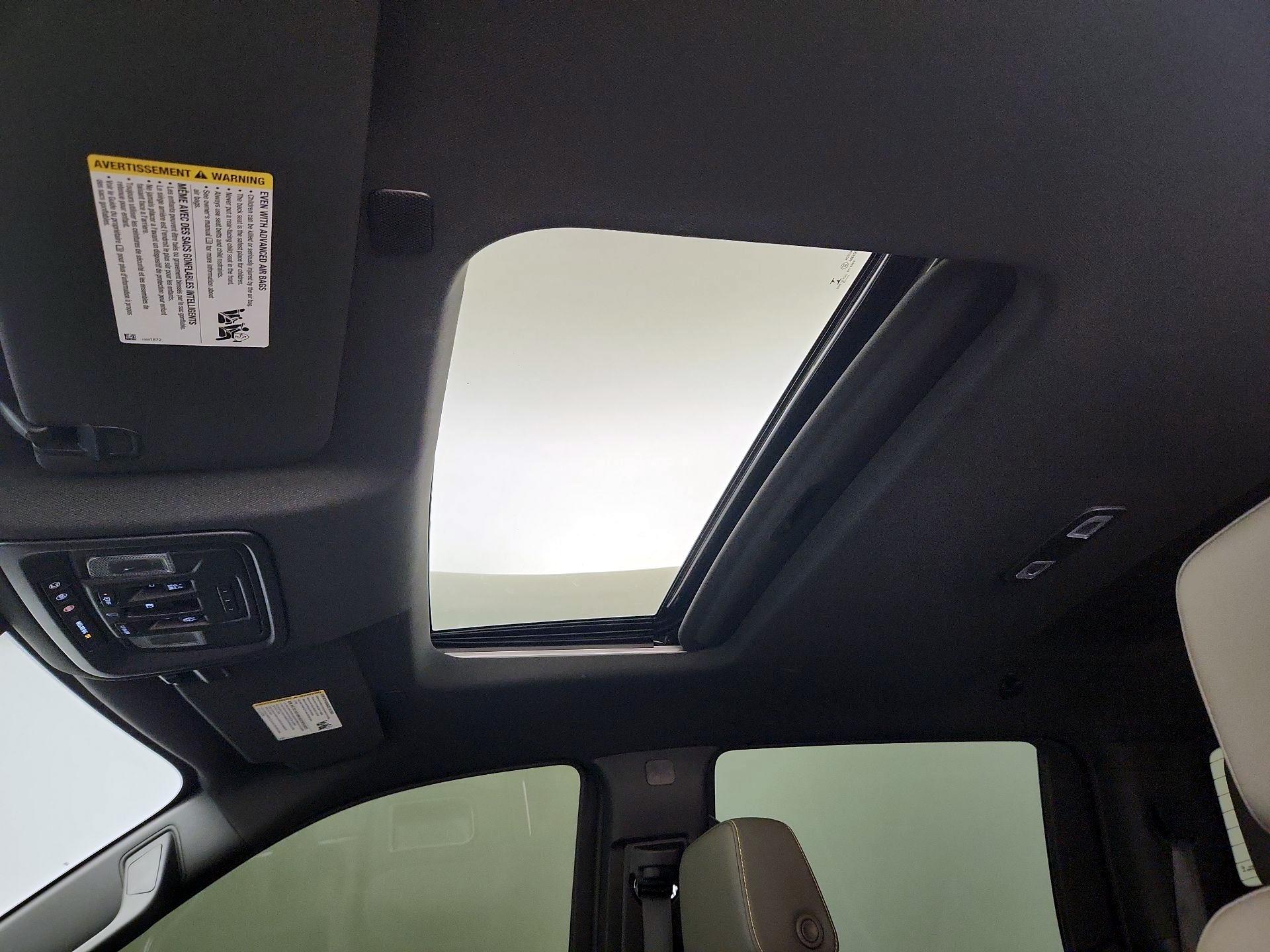 Thumbnail: 2022 Chevrolet Silverado 1500 - 19