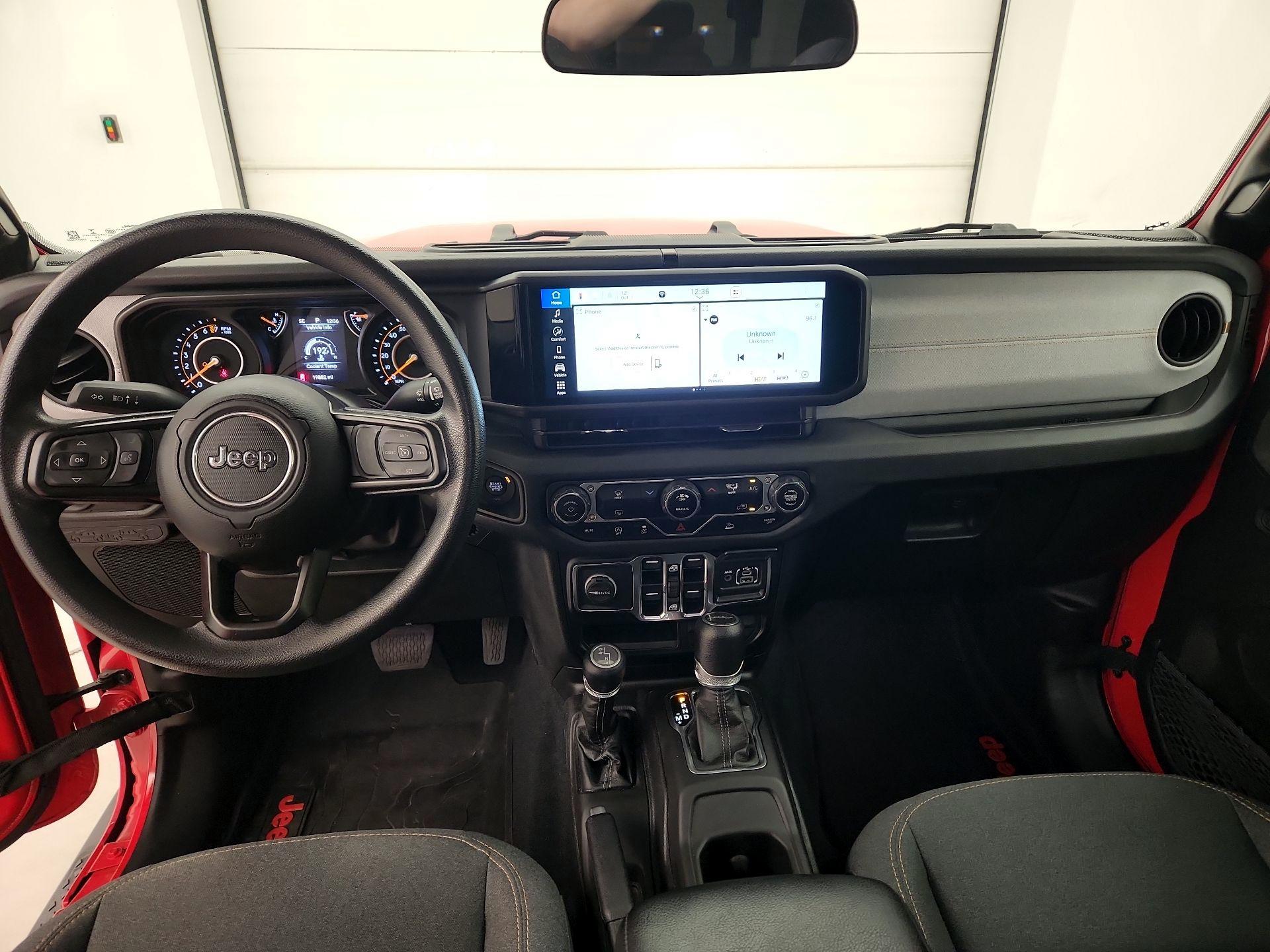 Thumbnail: 2024 Jeep Gladiator - 9