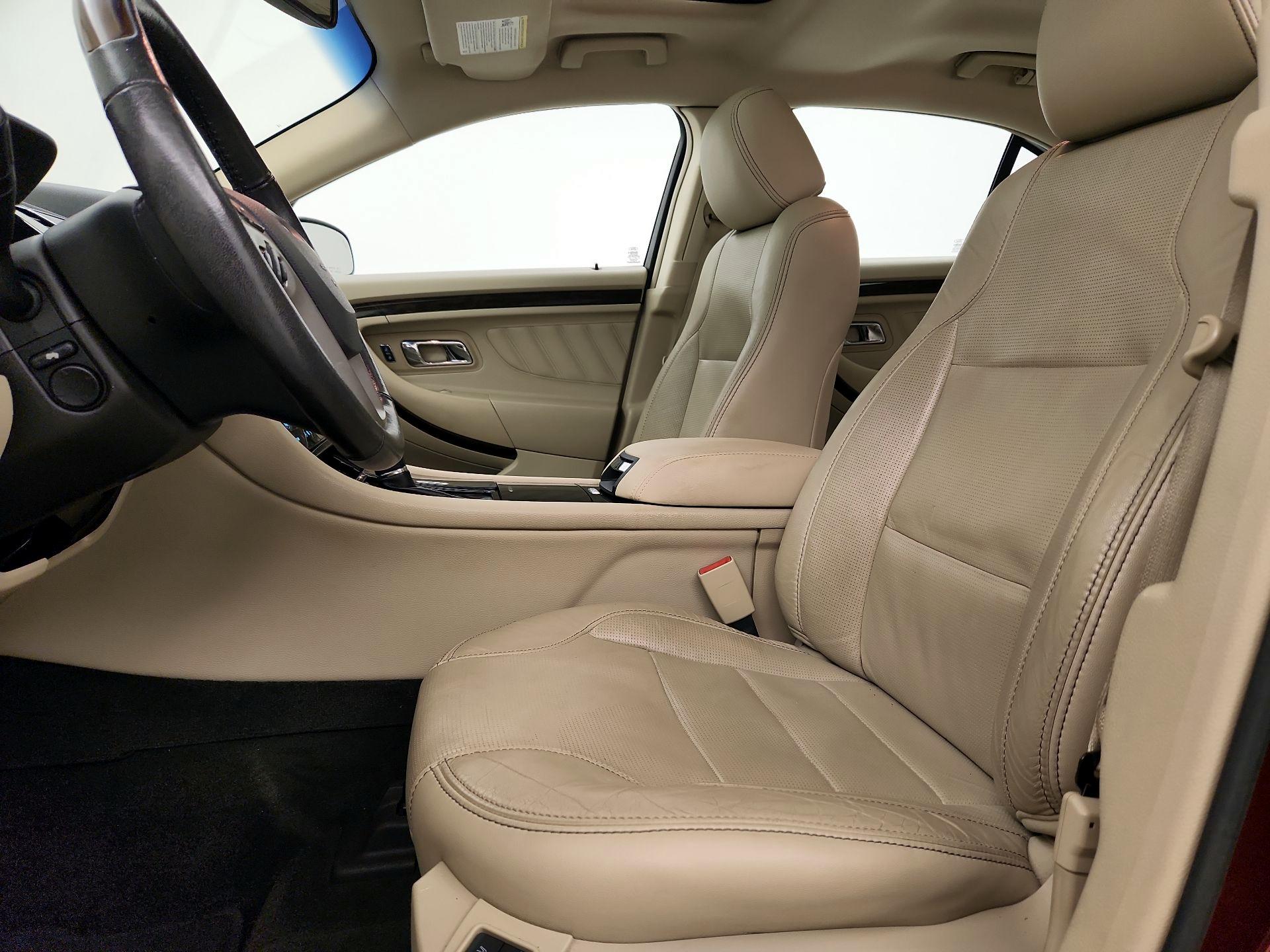 Thumbnail: 2014 Ford Taurus - 11