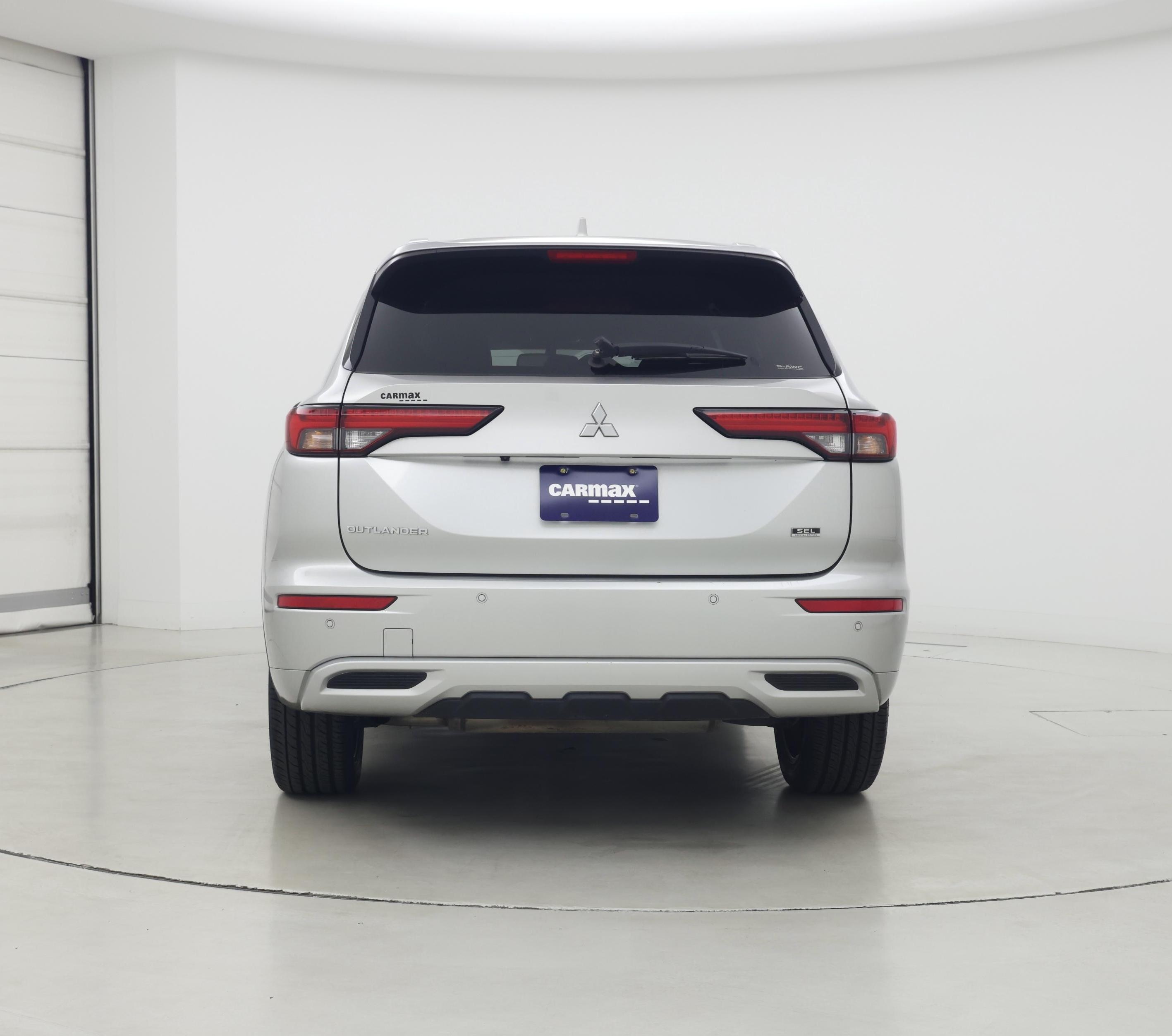 Thumbnail: 2022 Mitsubishi Outlander - 6