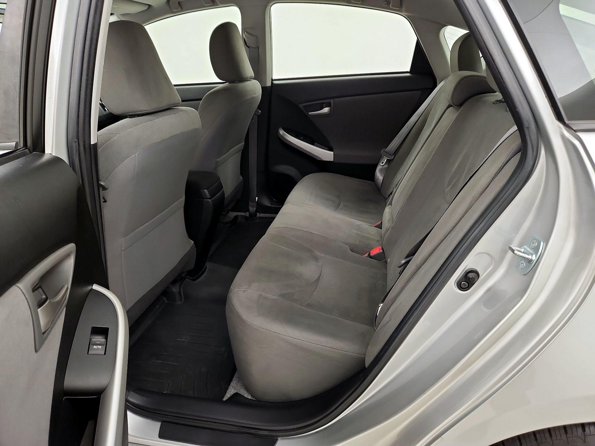 Thumbnail: 2015 Toyota Prius - 20