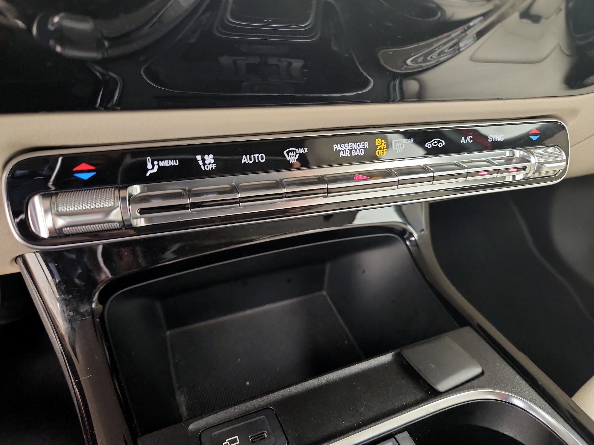 Thumbnail: 2019 Mercedes-Benz A-Class - 16