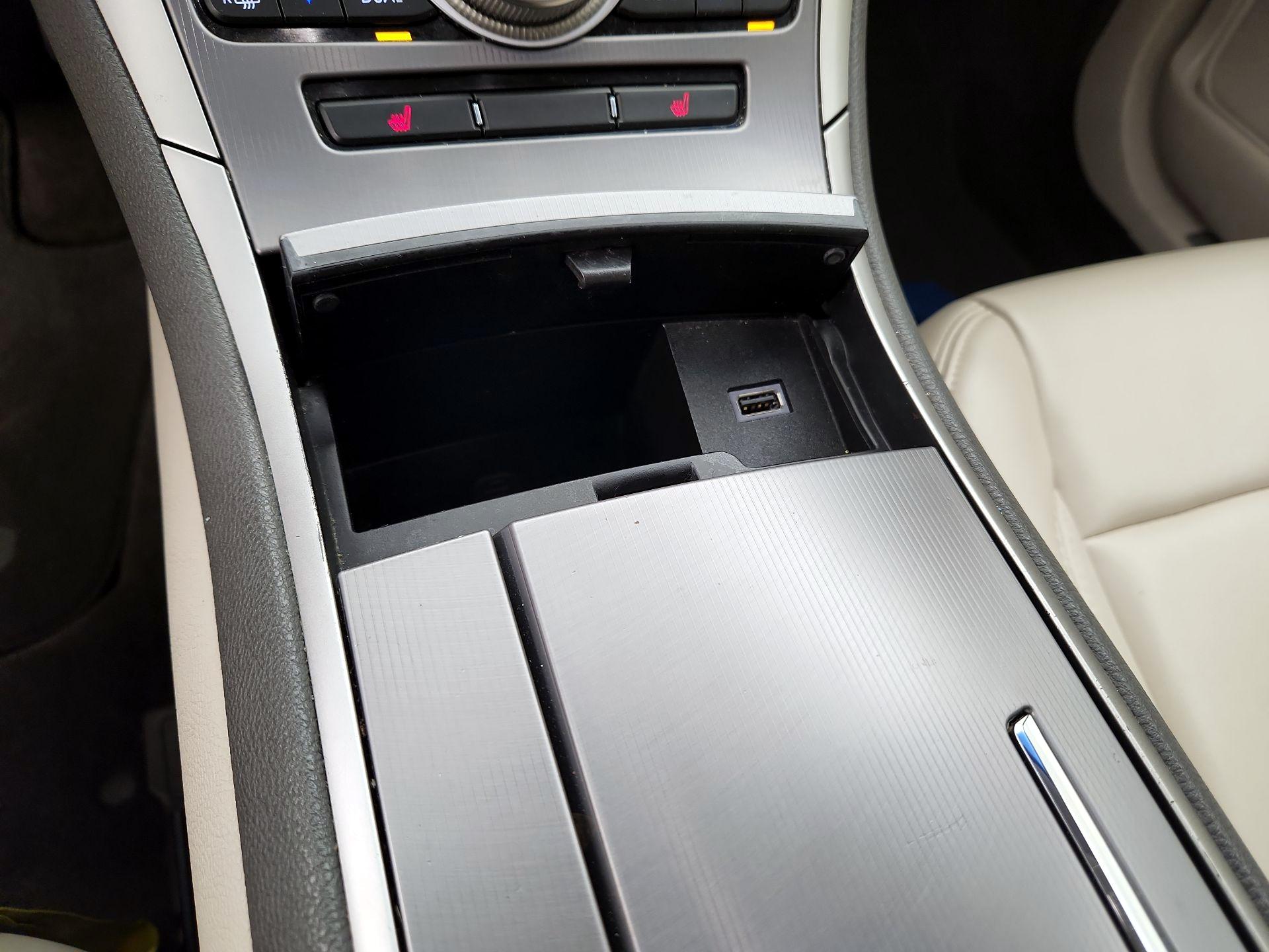 Thumbnail: 2017 Lincoln MKZ - 18