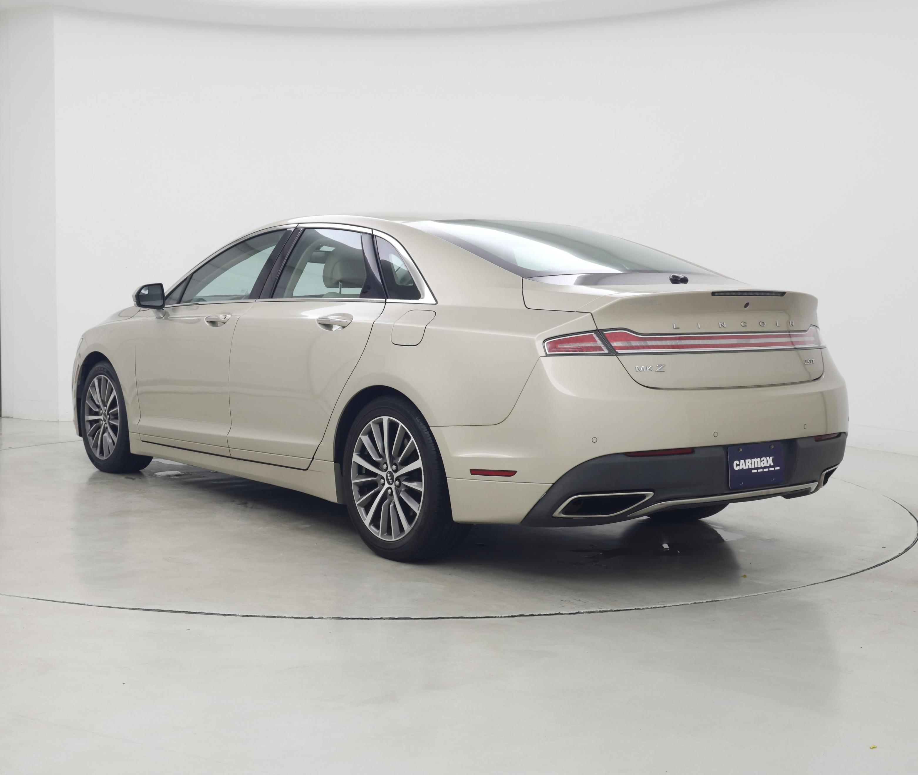 Thumbnail: 2017 Lincoln MKZ - 2