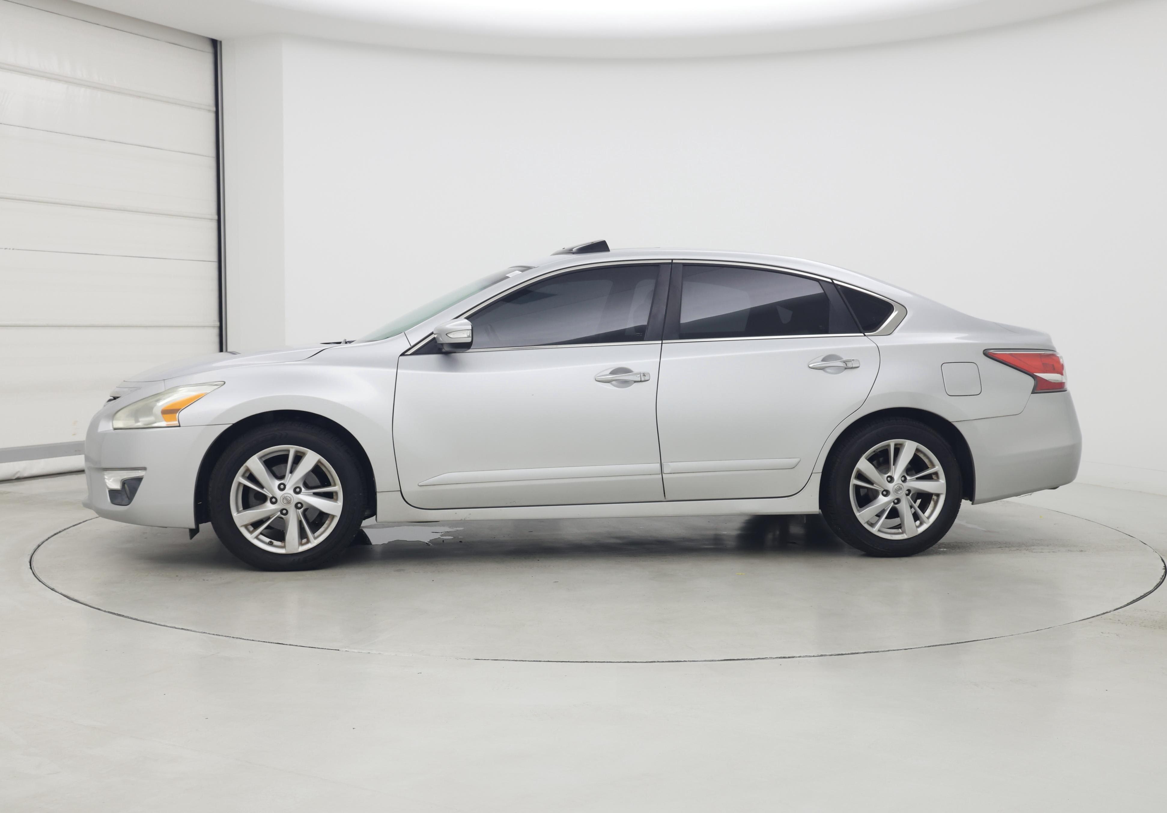 Thumbnail: 2014 Nissan Altima - 3