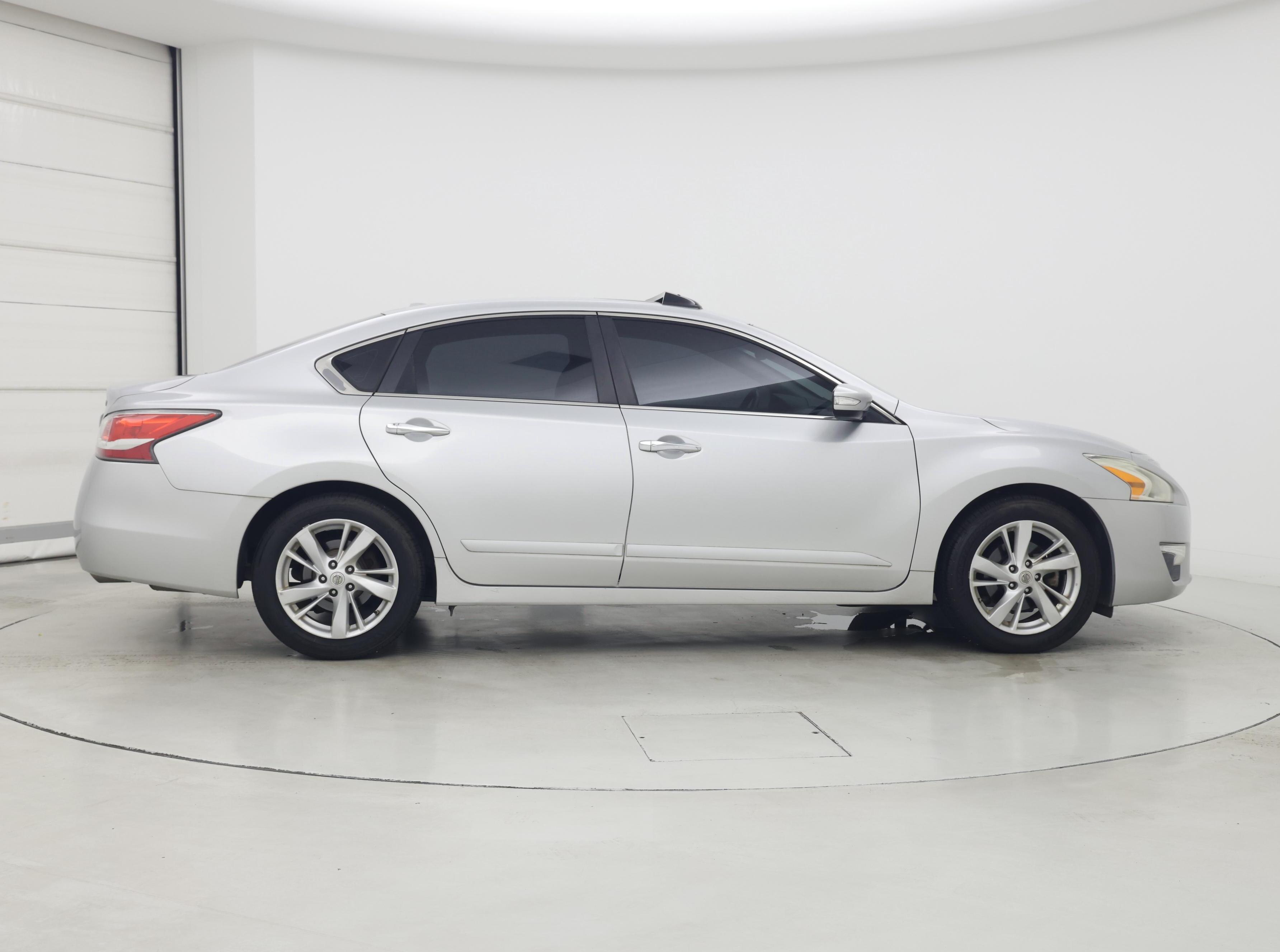 Thumbnail: 2014 Nissan Altima - 7