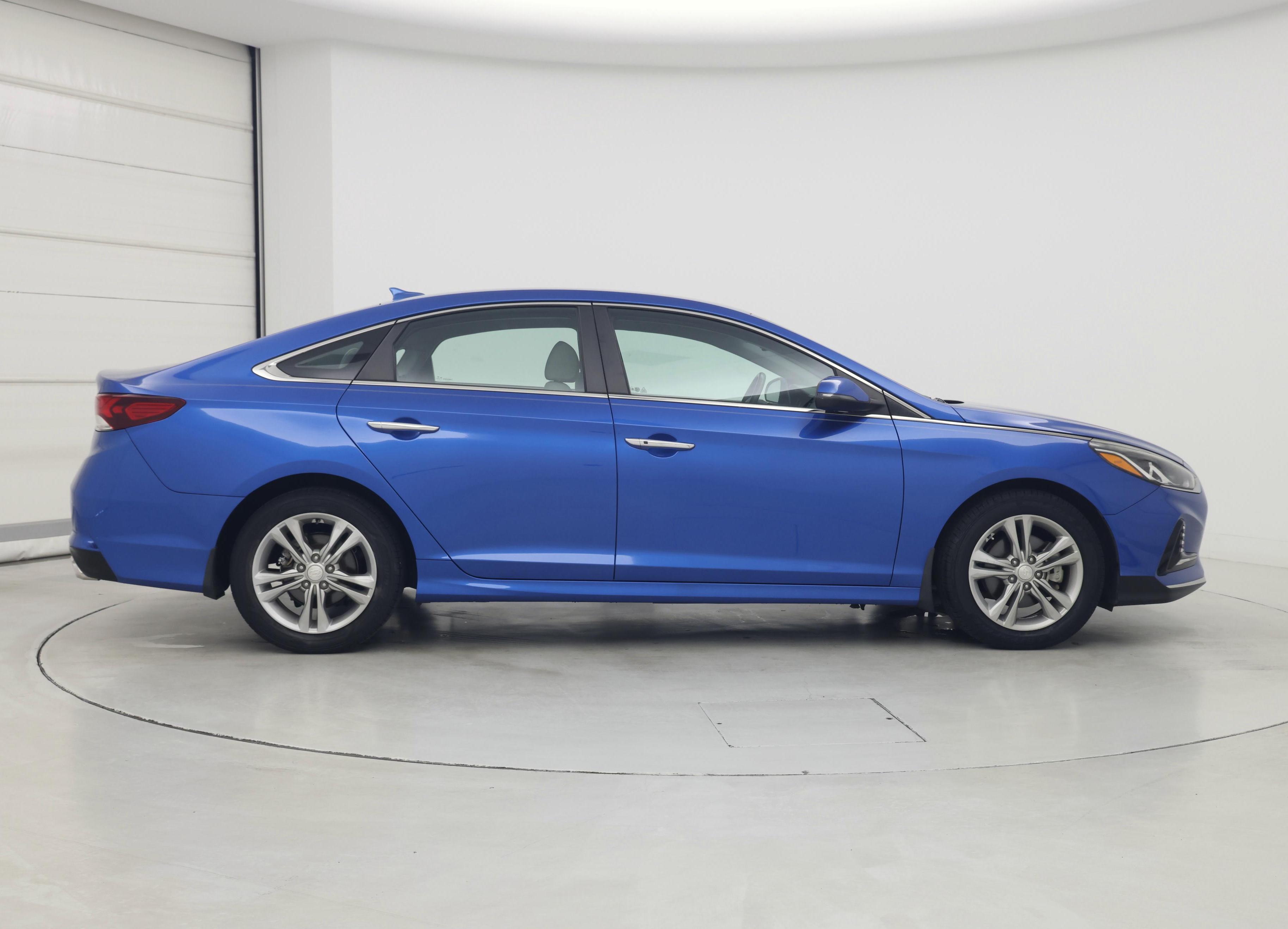 Thumbnail: 2018 Hyundai Sonata - 7