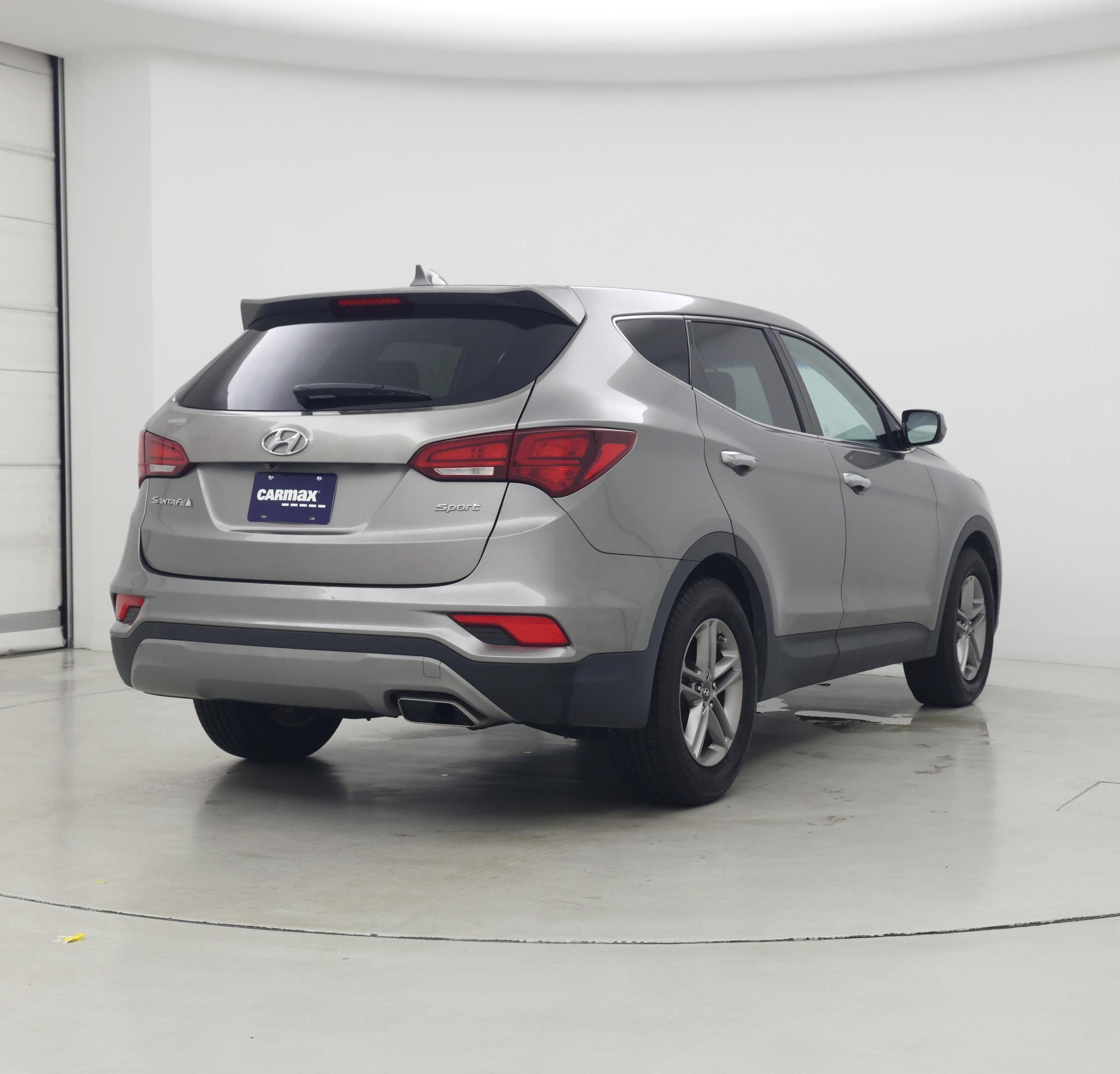 Thumbnail: 2017 Hyundai Santa Fe - 8