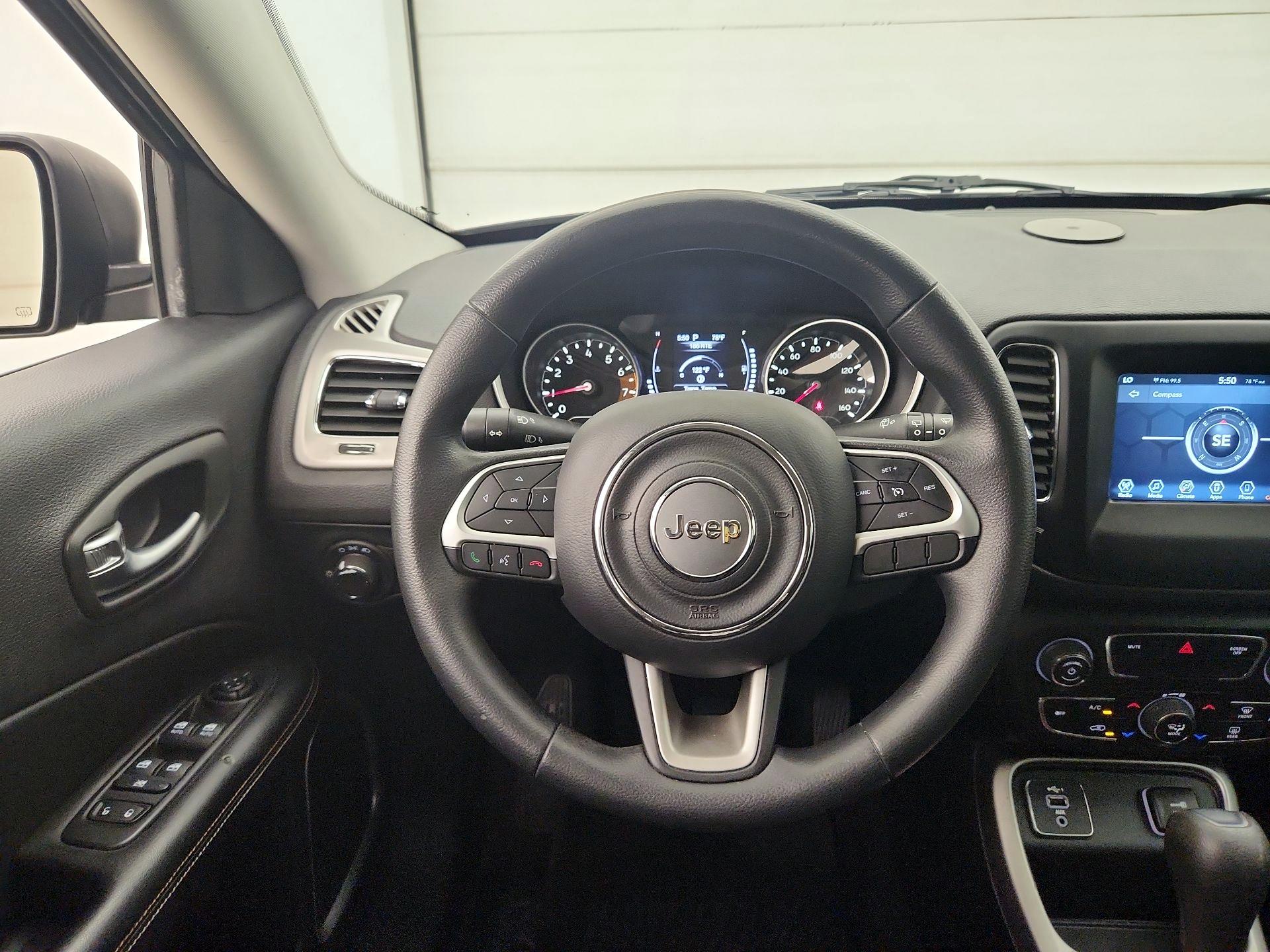 Thumbnail: 2021 Jeep Compass - 10