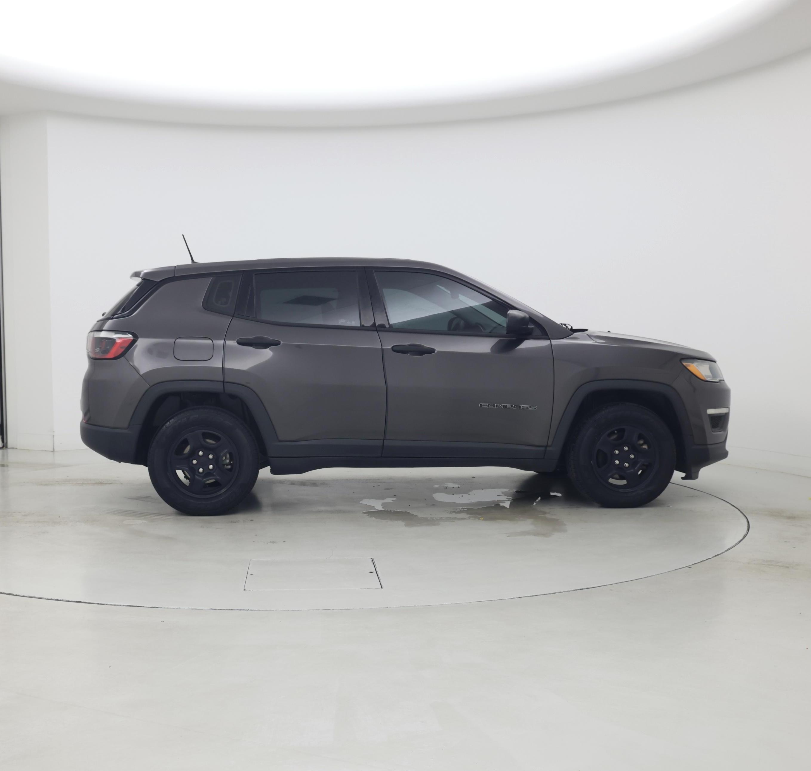 Thumbnail: 2021 Jeep Compass - 7
