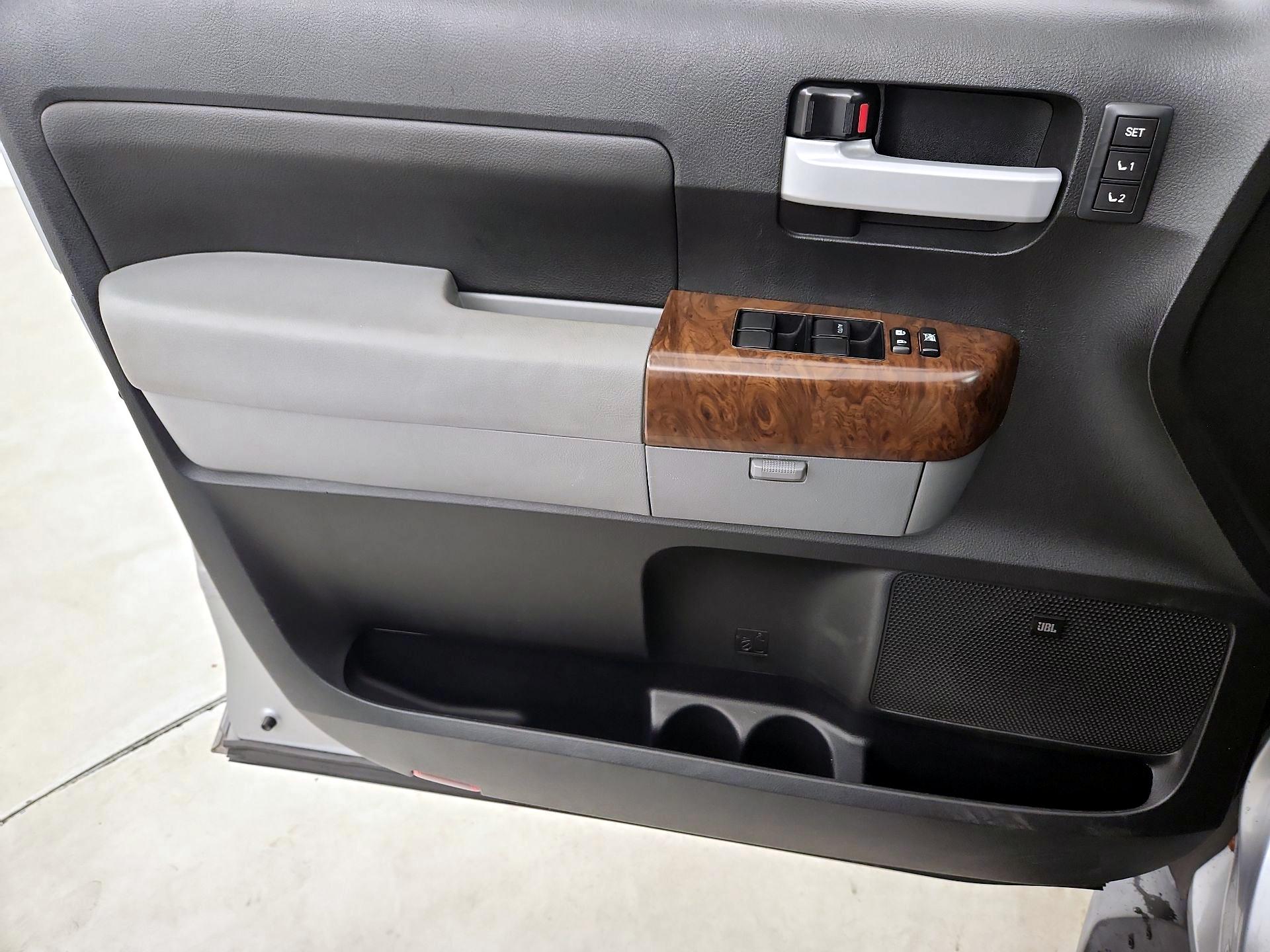 Thumbnail: 2013 Toyota Tundra - 12