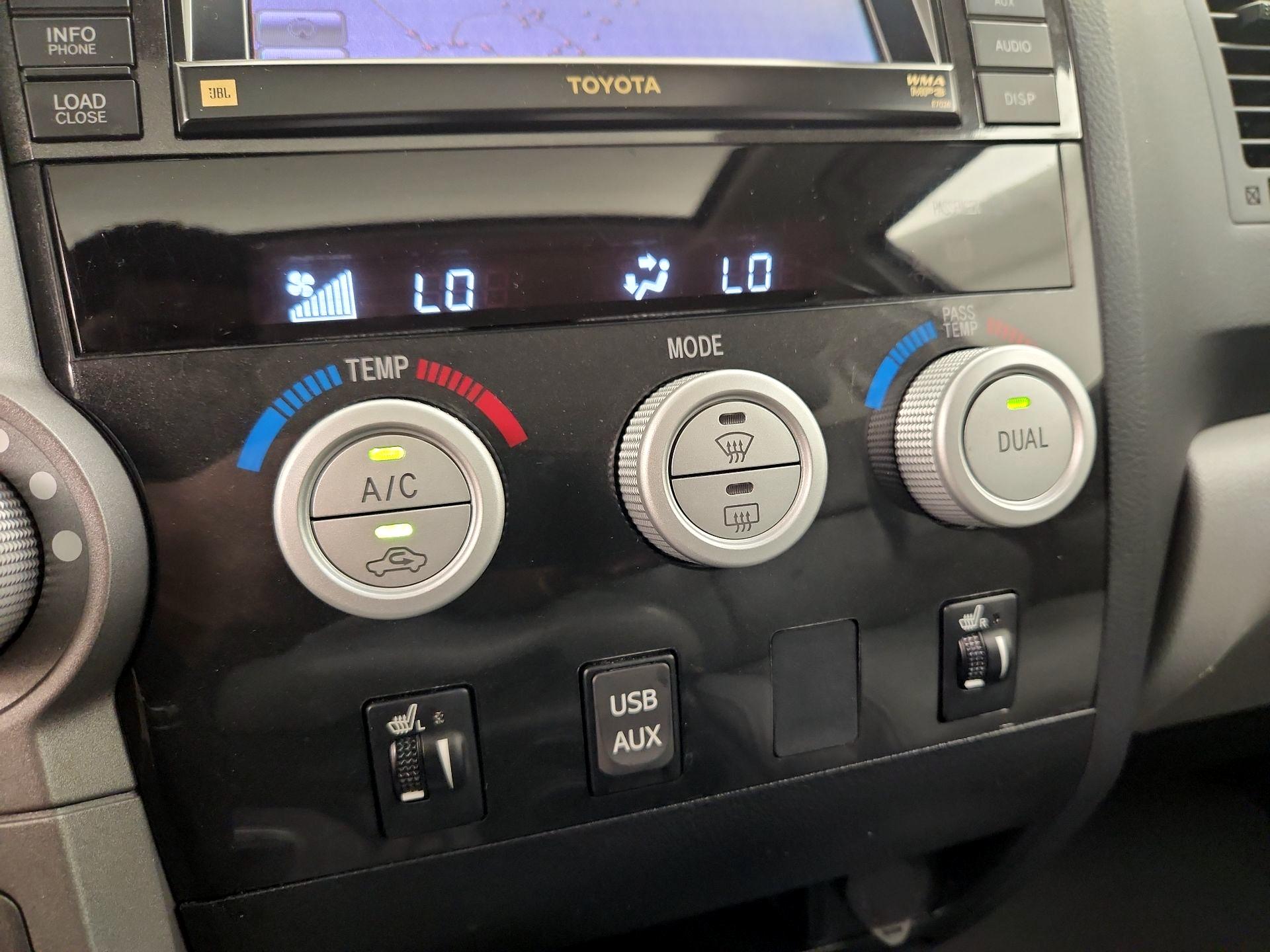 Thumbnail: 2013 Toyota Tundra - 17