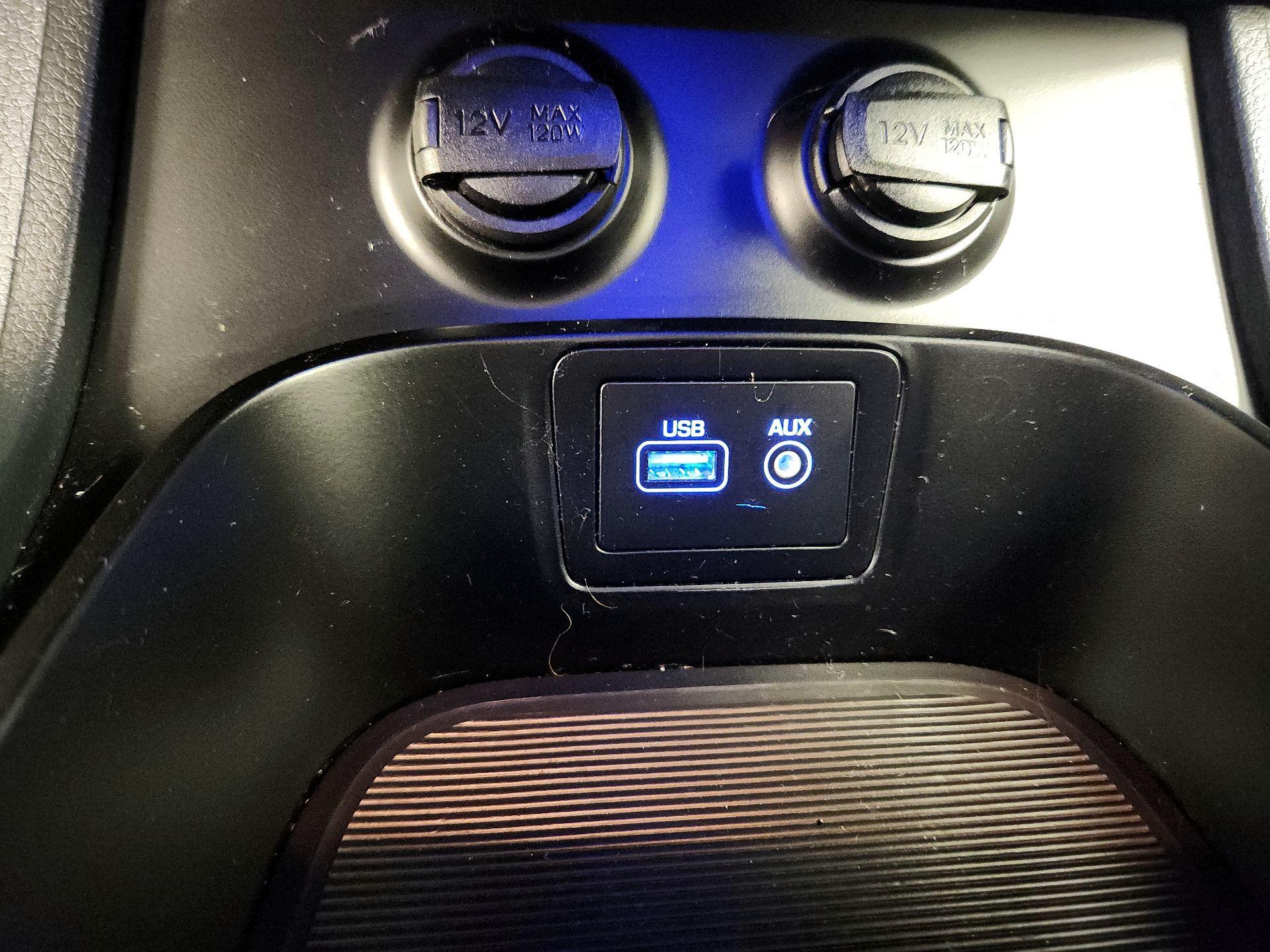 Thumbnail: 2018 Hyundai Santa Fe - 18