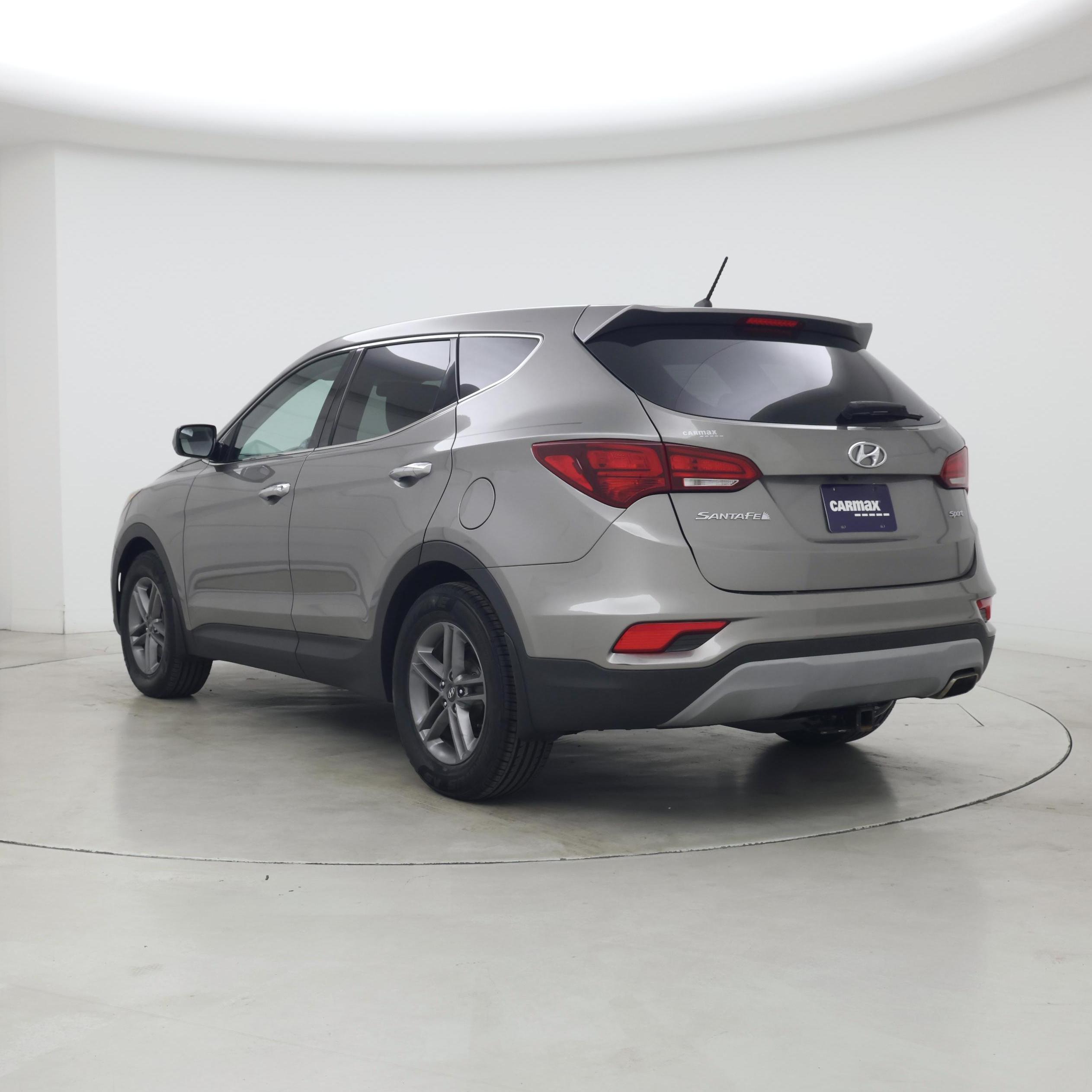 Thumbnail: 2018 Hyundai Santa Fe - 2